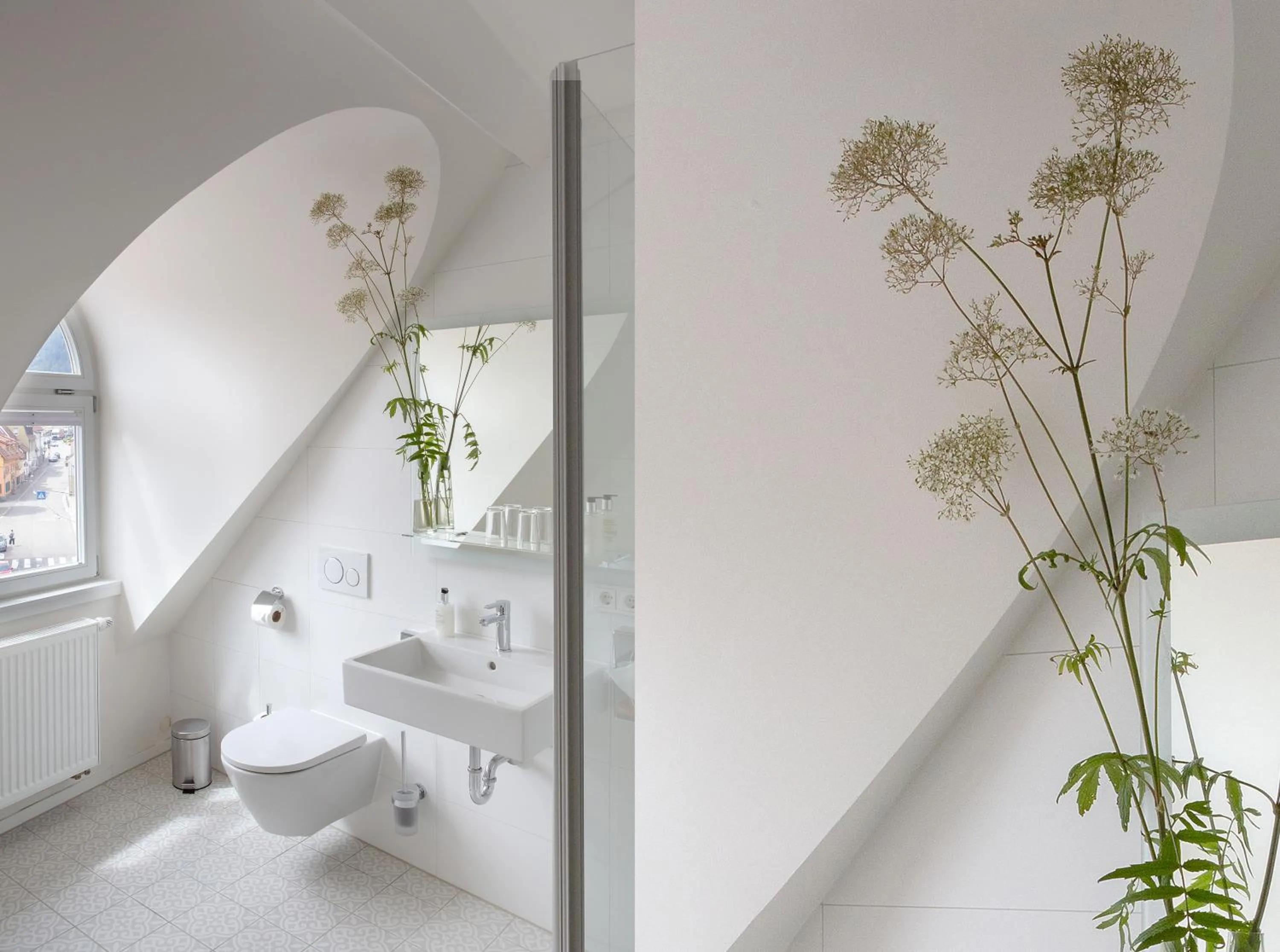 Shower in Hotel Kredell