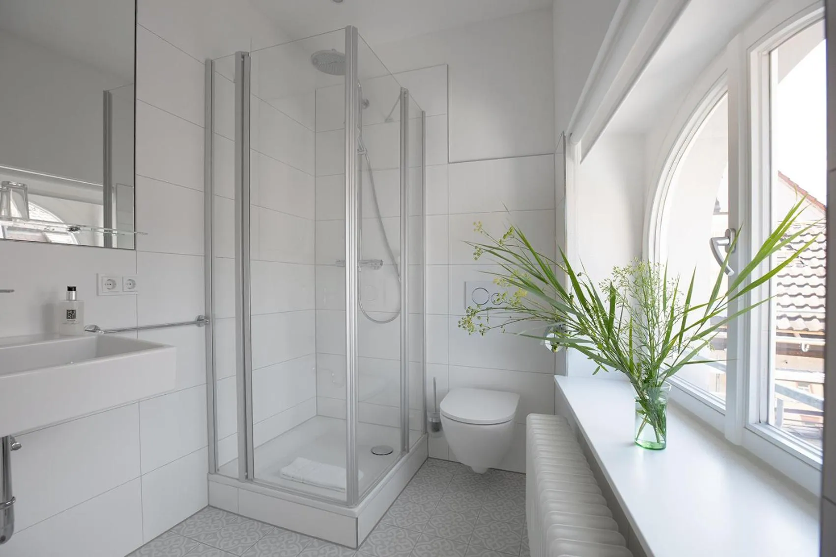 Shower in Hotel Kredell