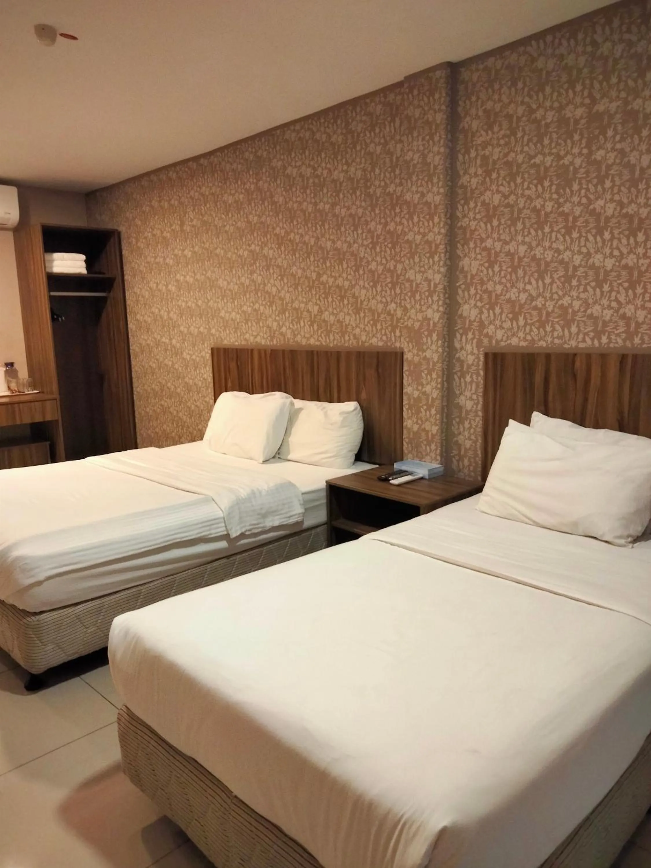 Bedroom, Bed in Hotel Jelai @ Raub, Pahang