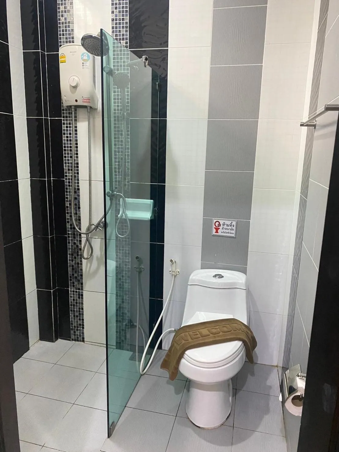 Bathroom in Park & Pool Resort