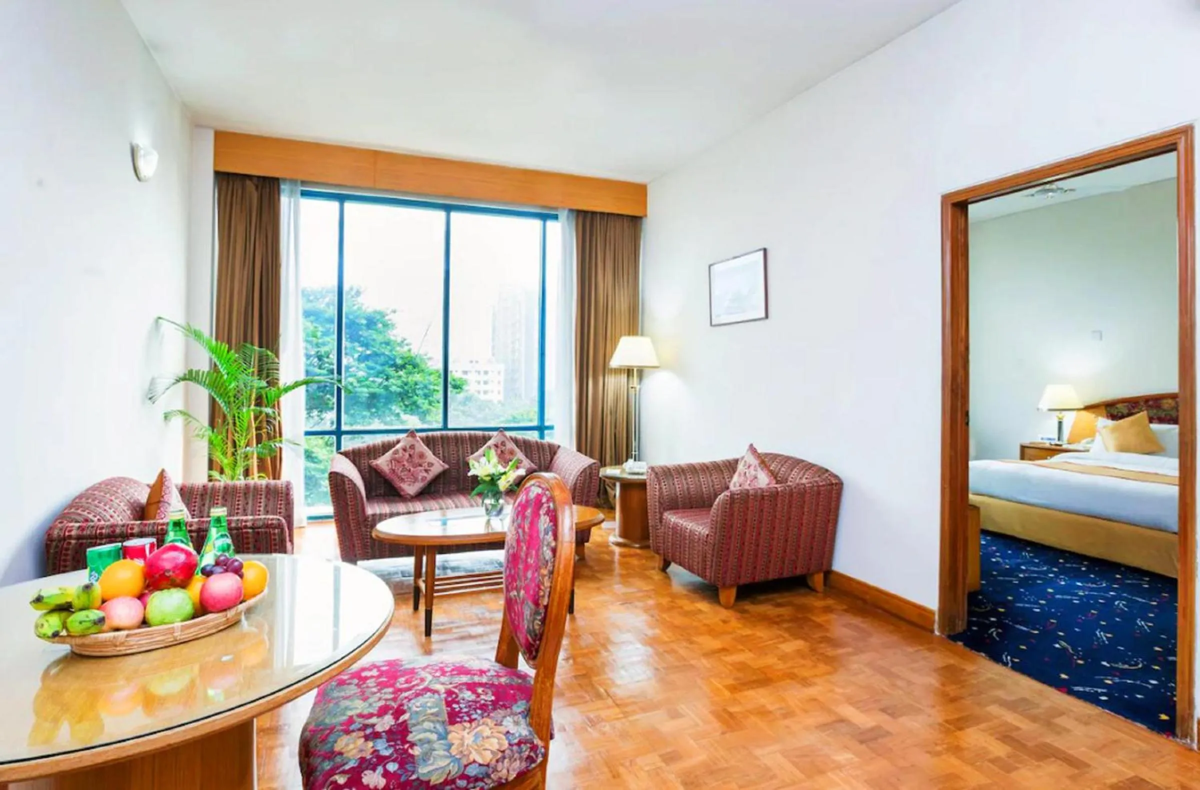 Bed in HOTEL LAKE CASTLE - Parkview