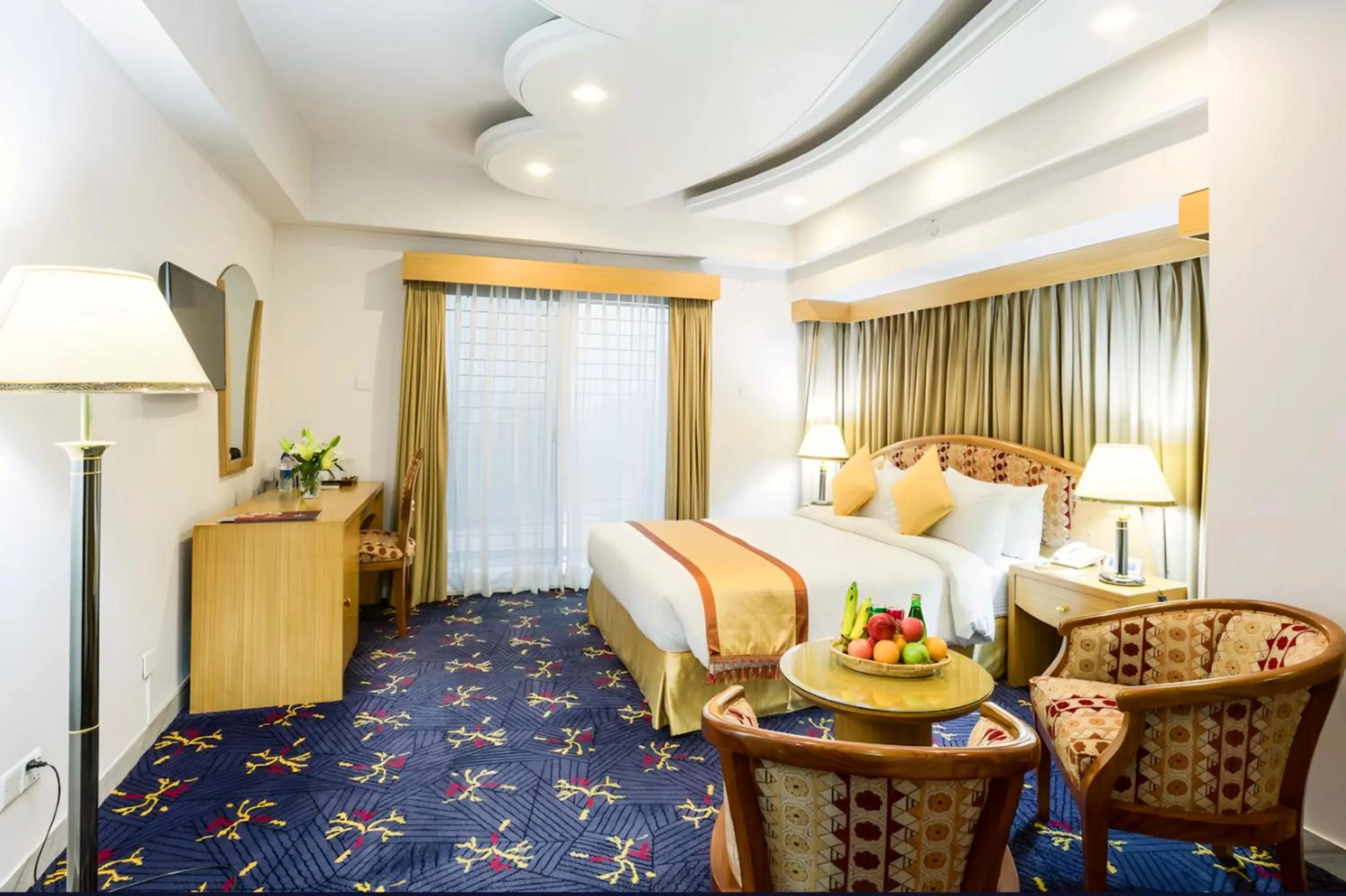 Bed in HOTEL LAKE CASTLE - Parkview