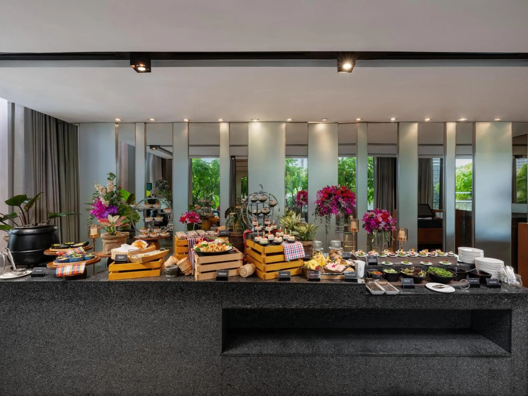 Restaurant/places to eat in Amara Bangkok Hotel