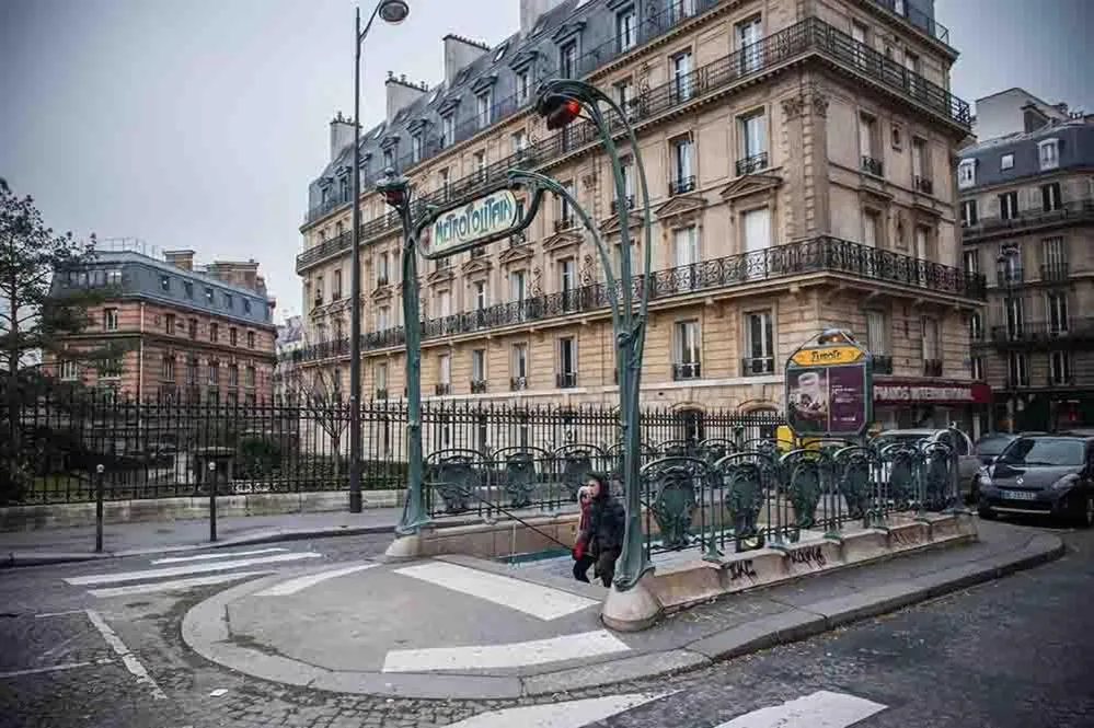 Property building in WS Opéra - Edimbourg