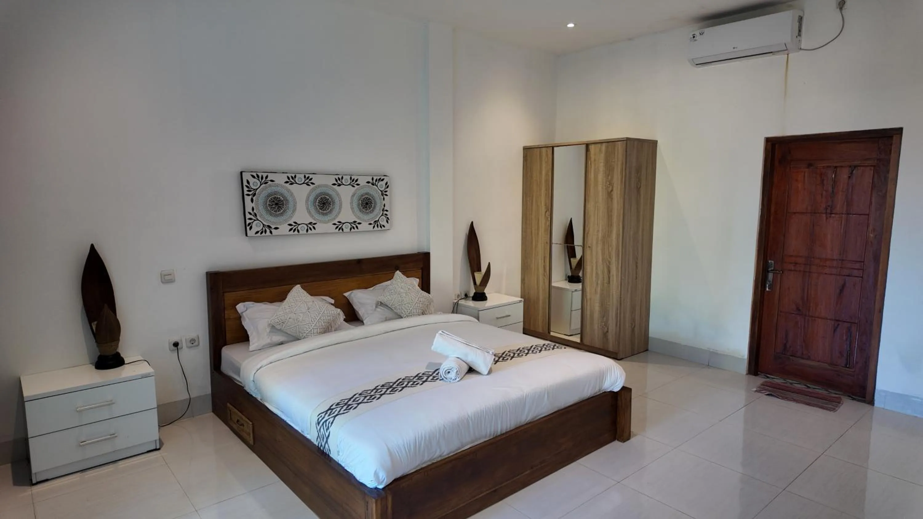 Bed in Turtle House Lombok
