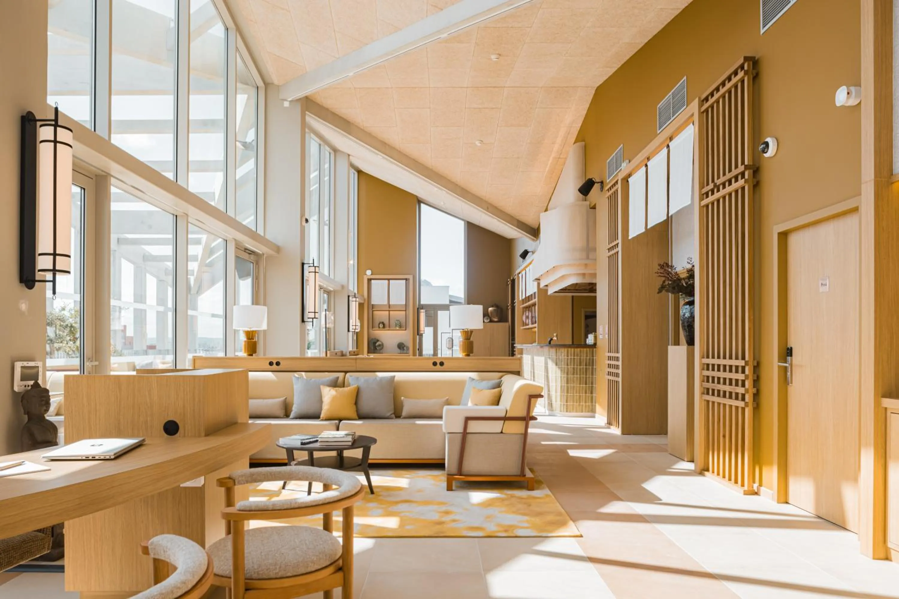 Living room in Sangha Toulouse