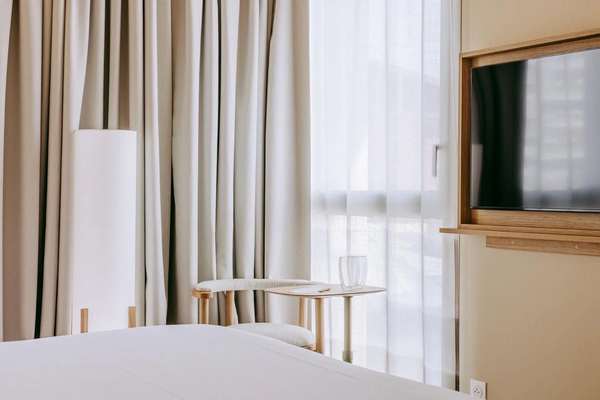 Bed in Sangha Toulouse