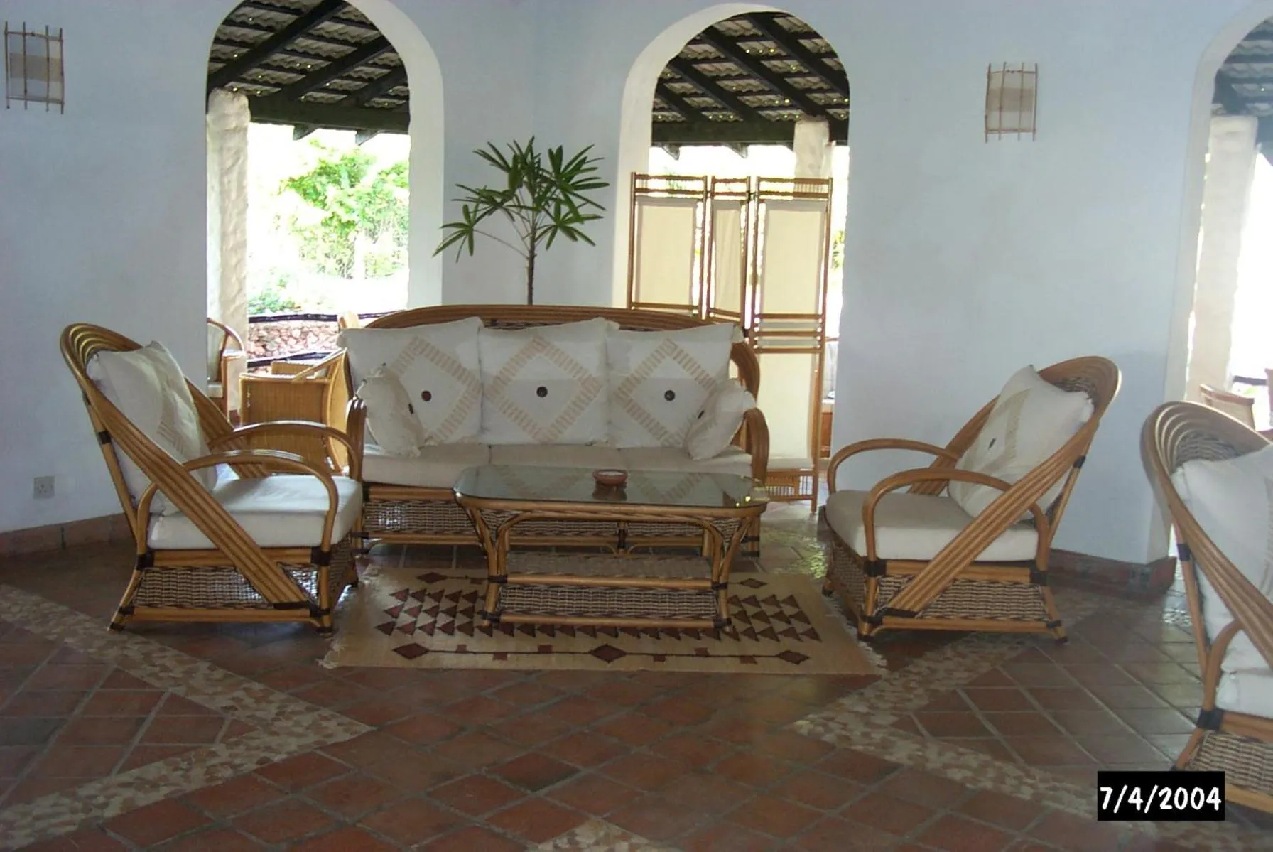 Lounge or bar in Pinewood Beach Resort and Spa