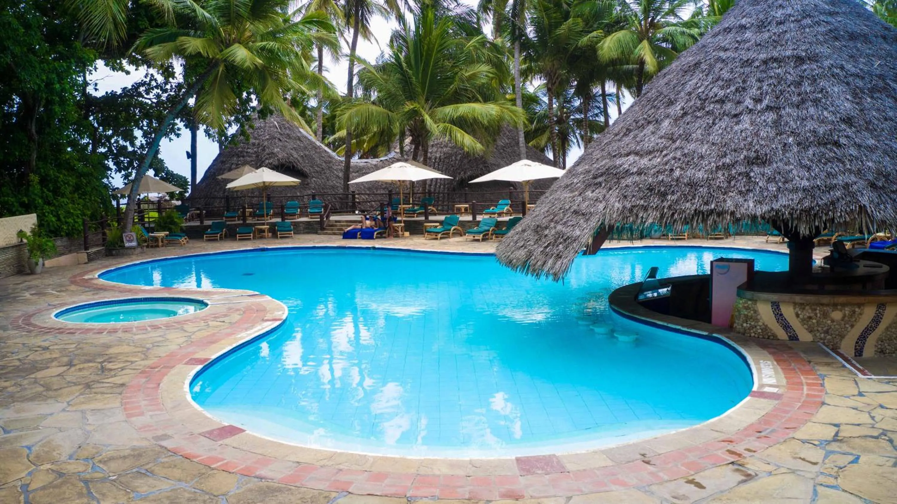 Swimming pool in Pinewood Beach Resort and Spa