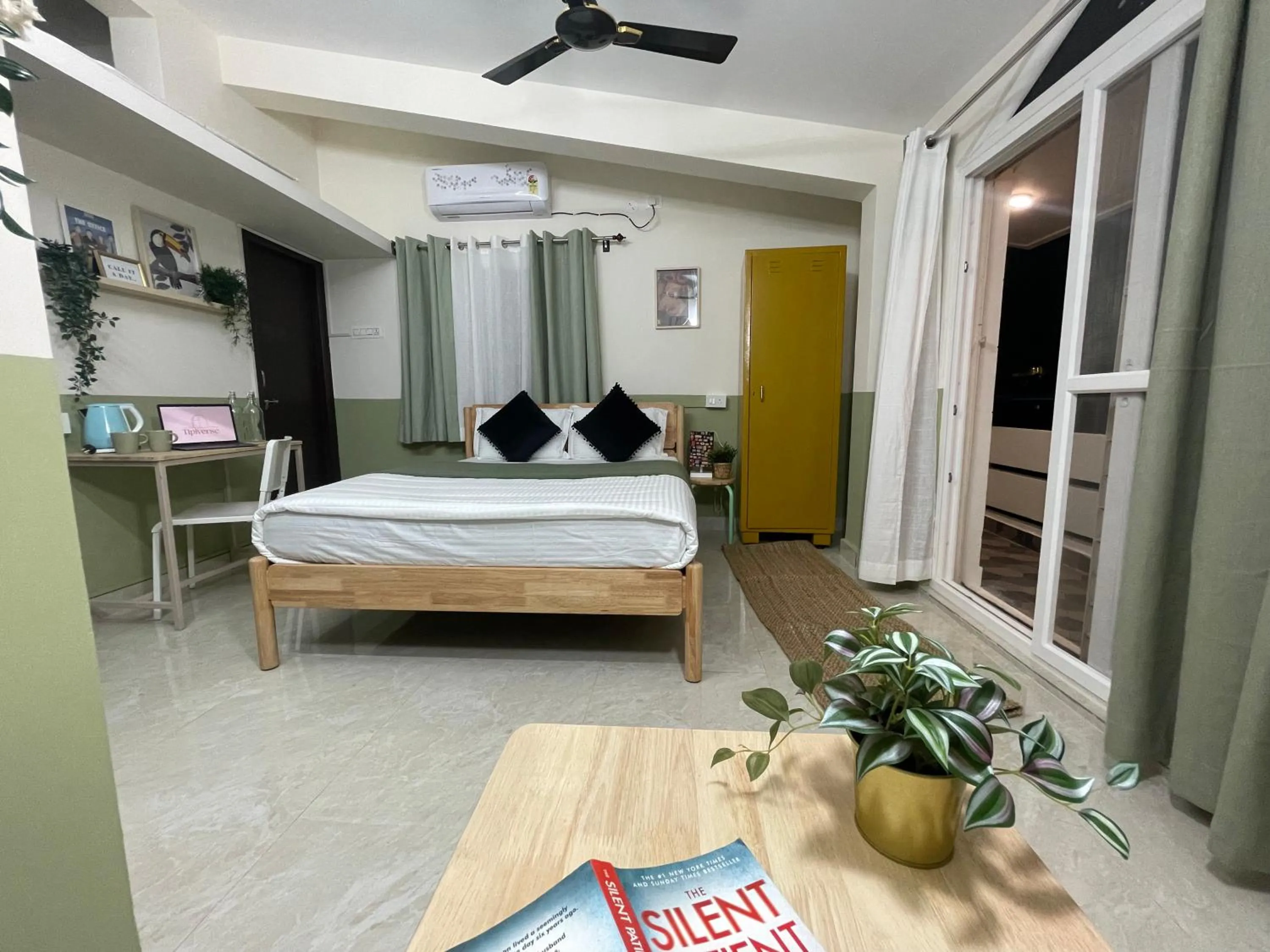 Bed in 144 Tipiverse