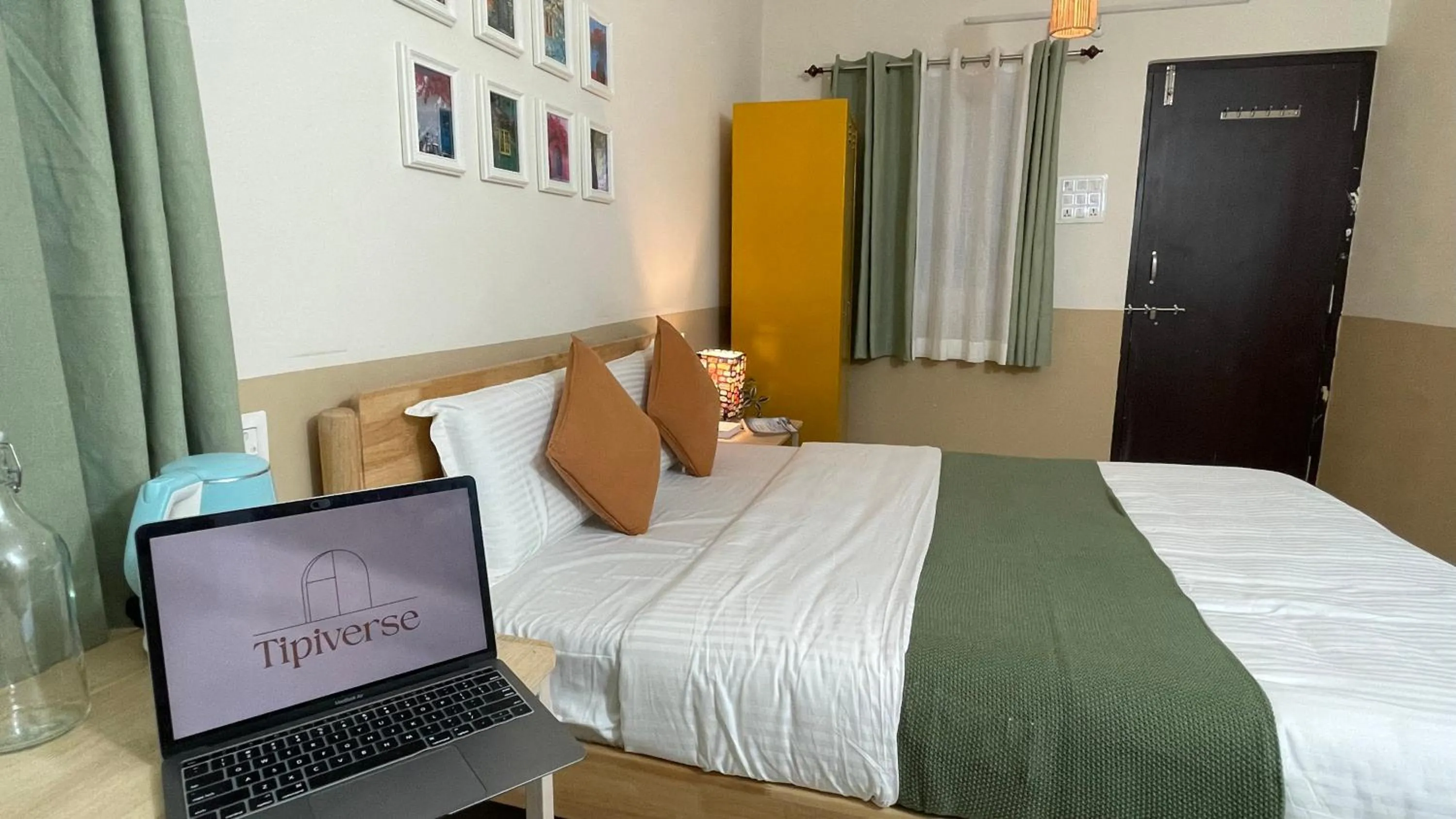 Bed in 144 Tipiverse