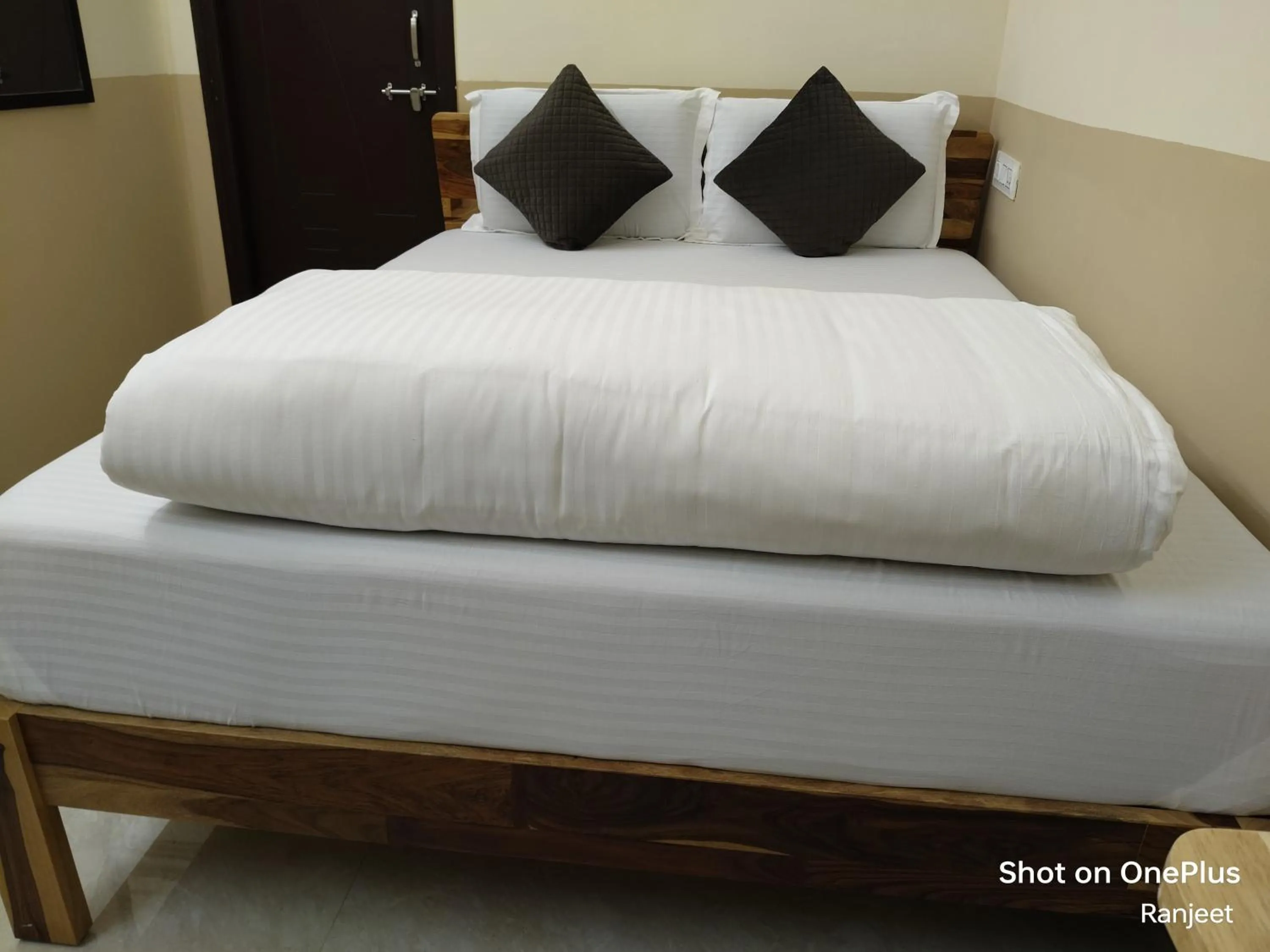 Bed in 144 Tipiverse