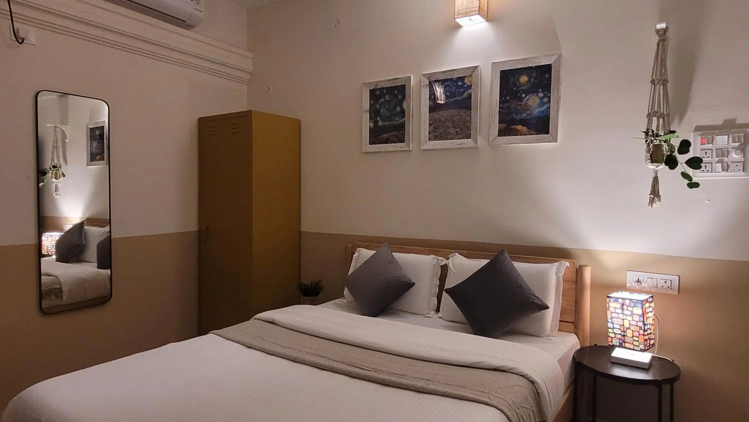 Bed in 144 Tipiverse