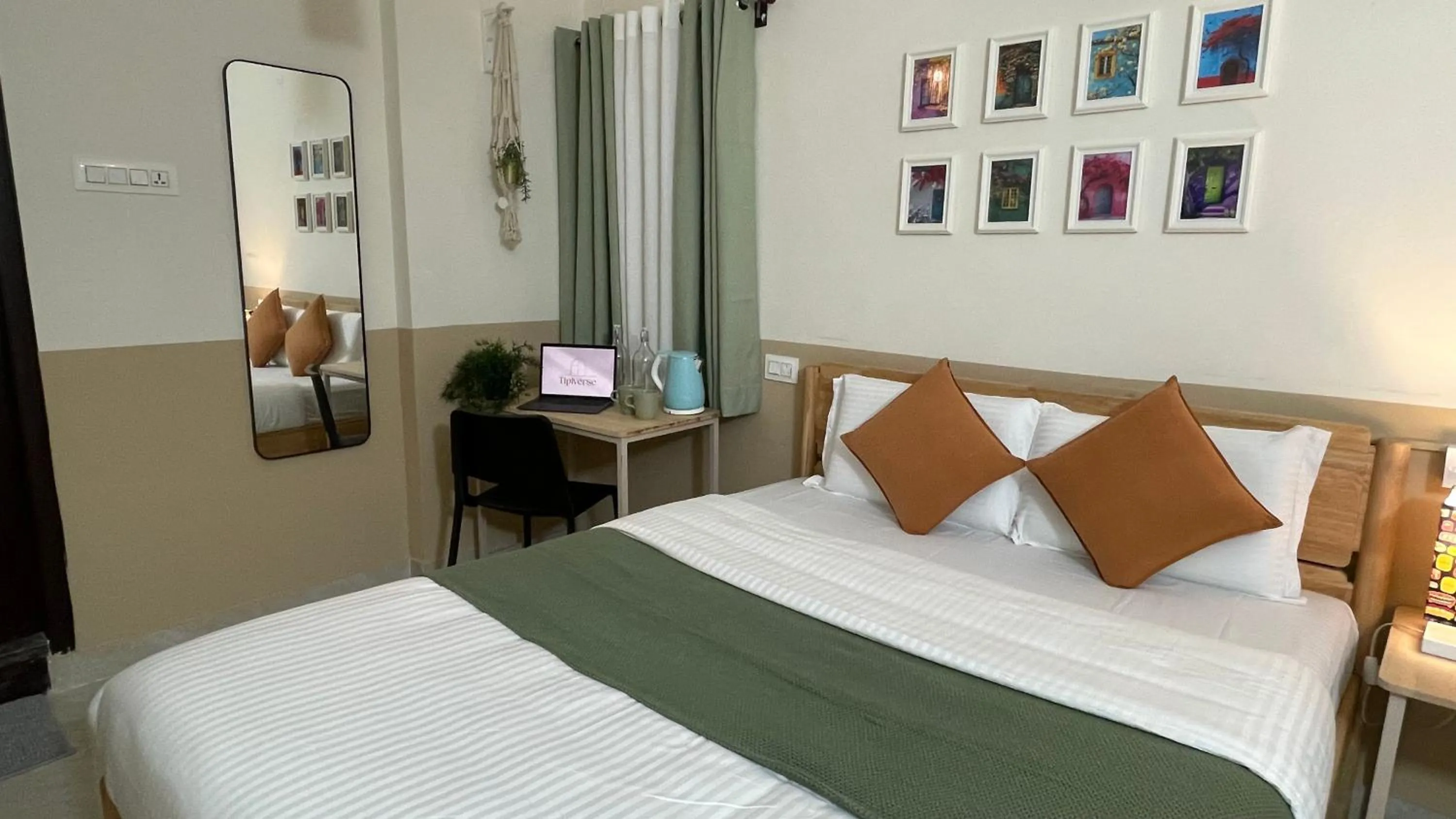 Bed in 144 Tipiverse