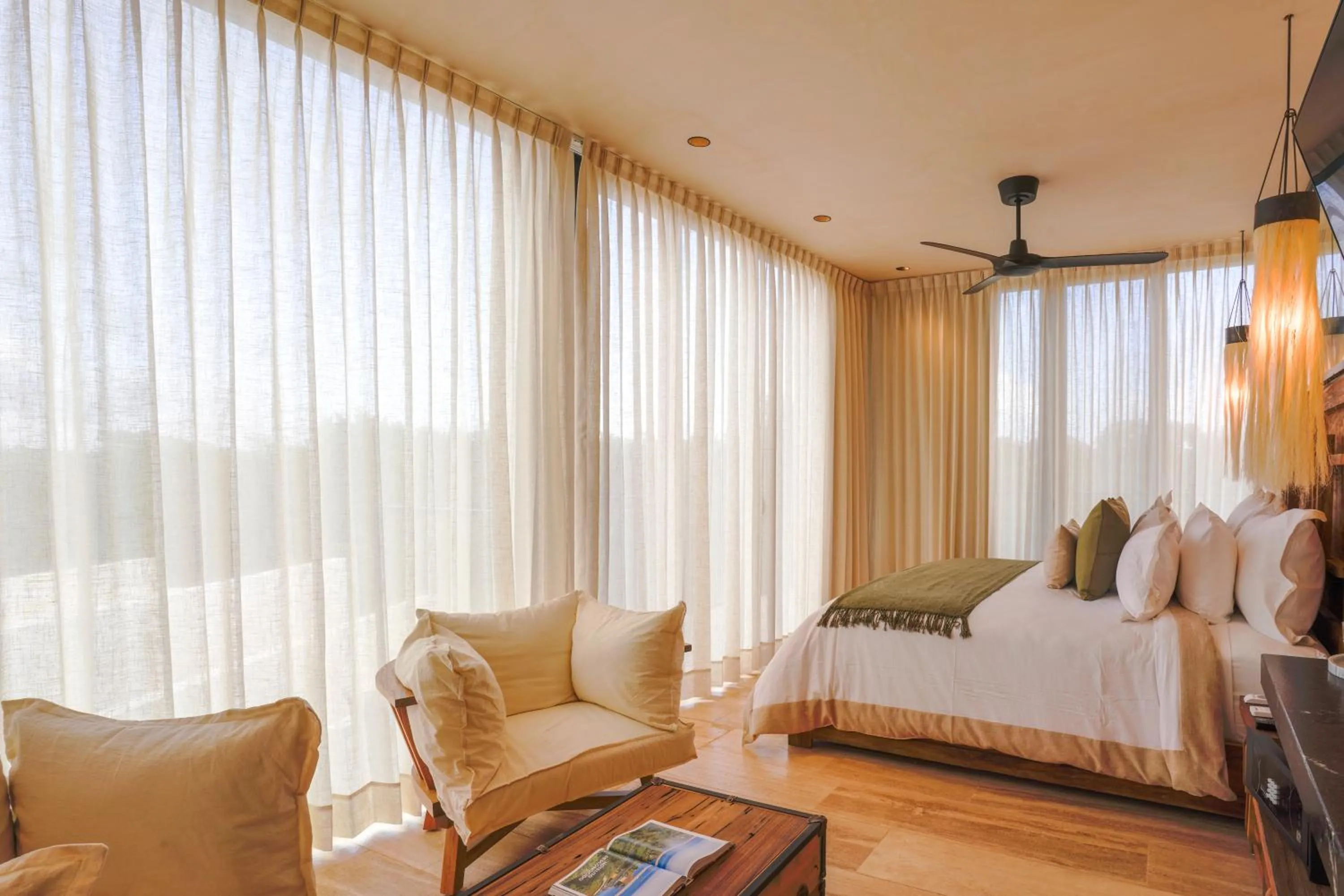 Photo of the whole room, Bed in Trobbu Boutique Collection Tulum - All inclusive