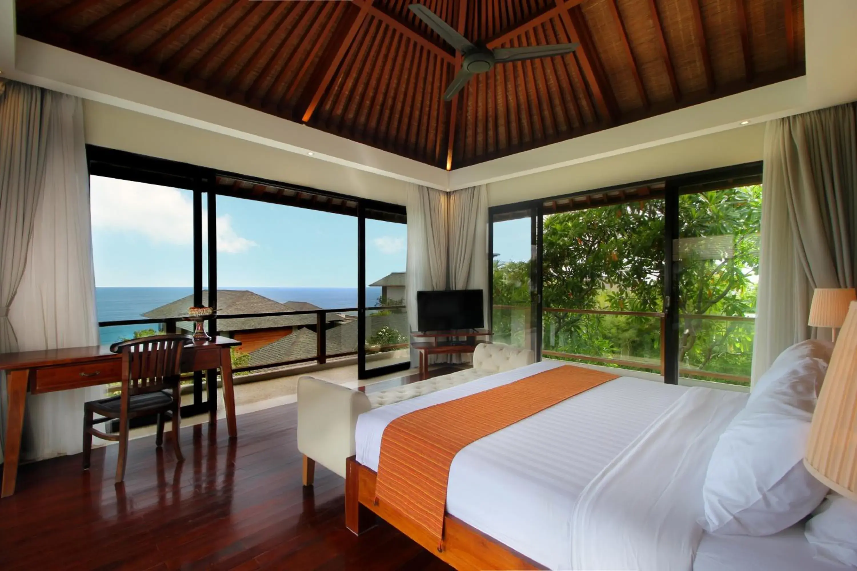 Villa with Private Pool in Trisha Cliff Villa Karang Tinggi Villa with Private Pool in Trisha Cliff Villa Karang Tinggi