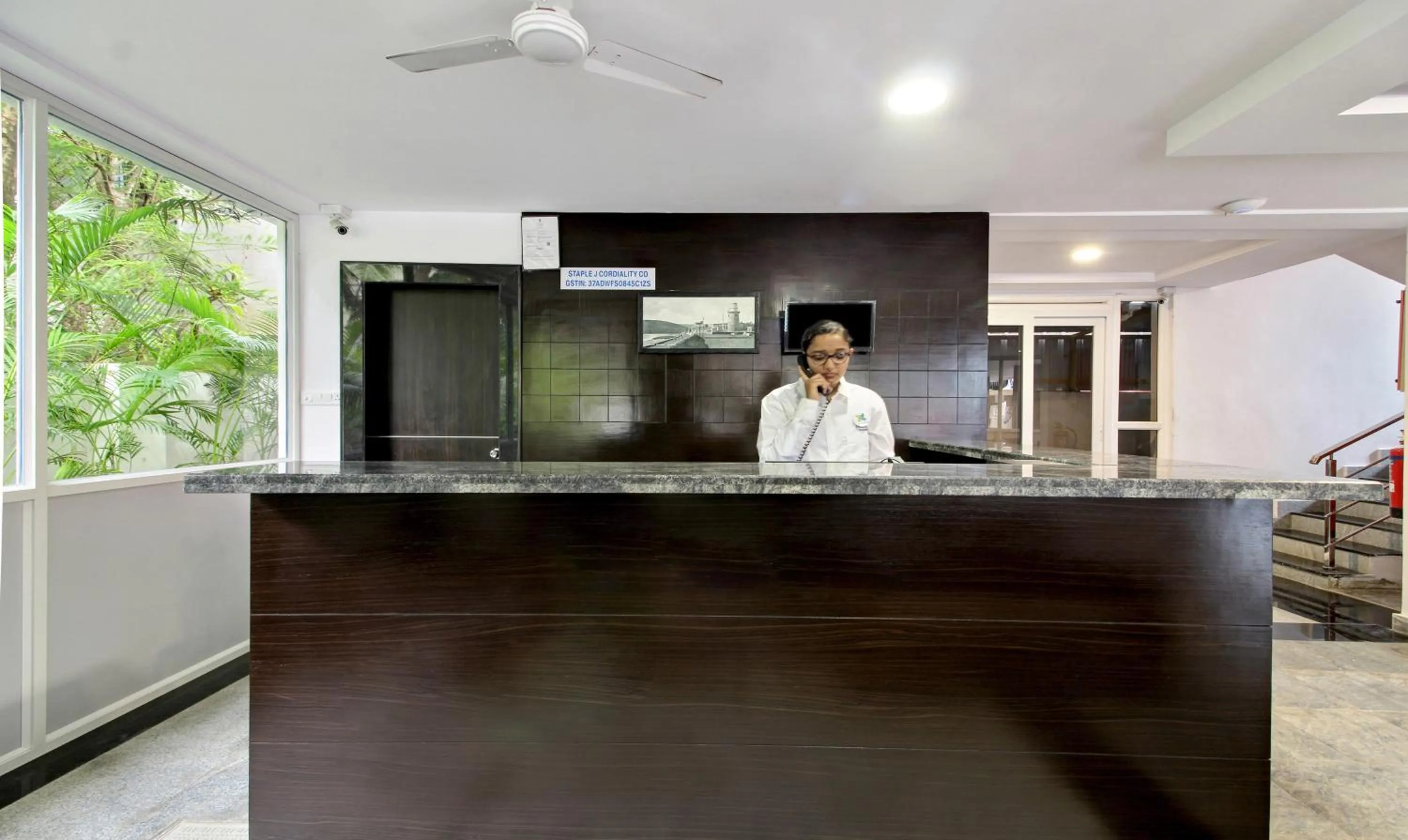 Lobby or reception in Treebo Excella