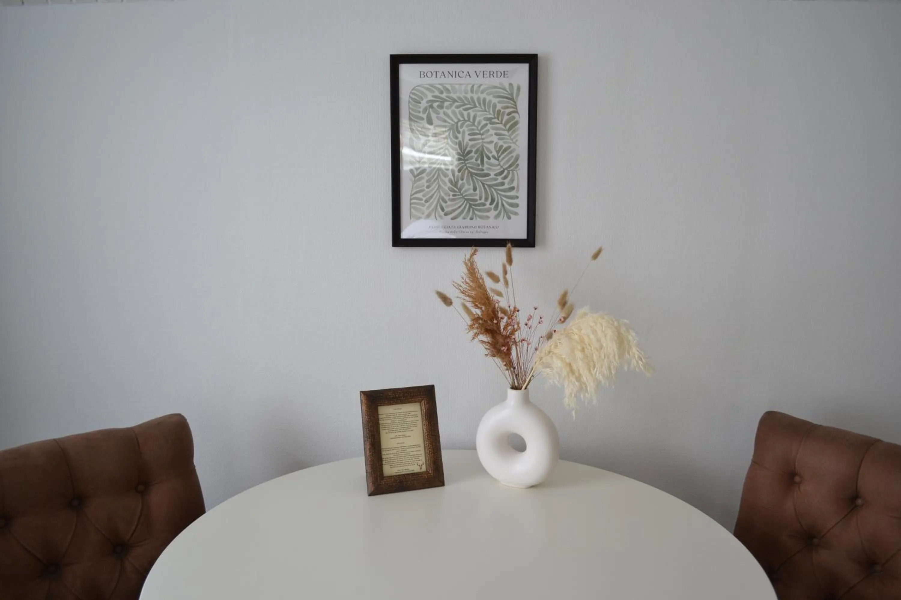 Seating area in Het Wapen van Noordwijkerhout