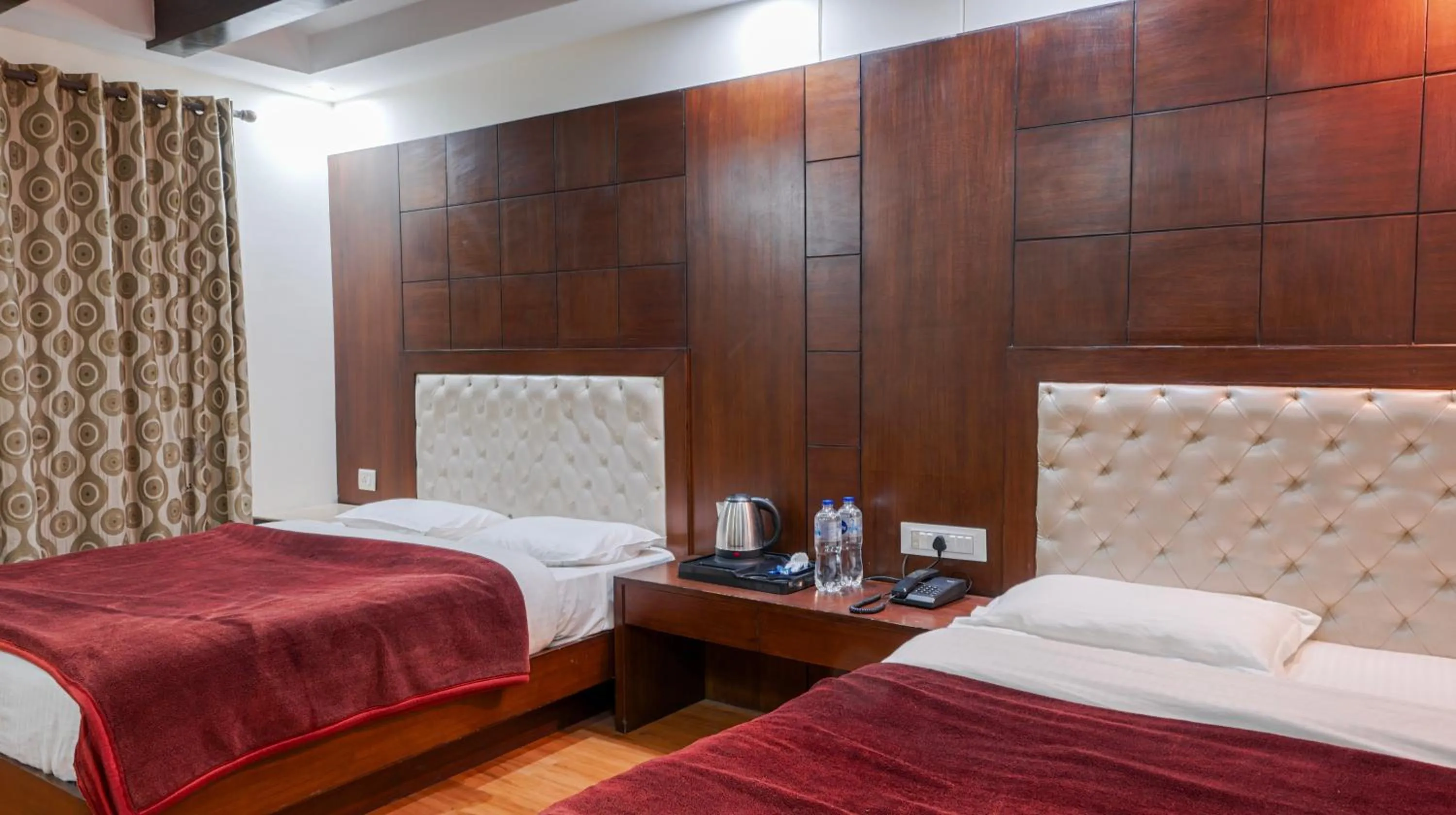 Bed in Basera Hotel, Mall Road