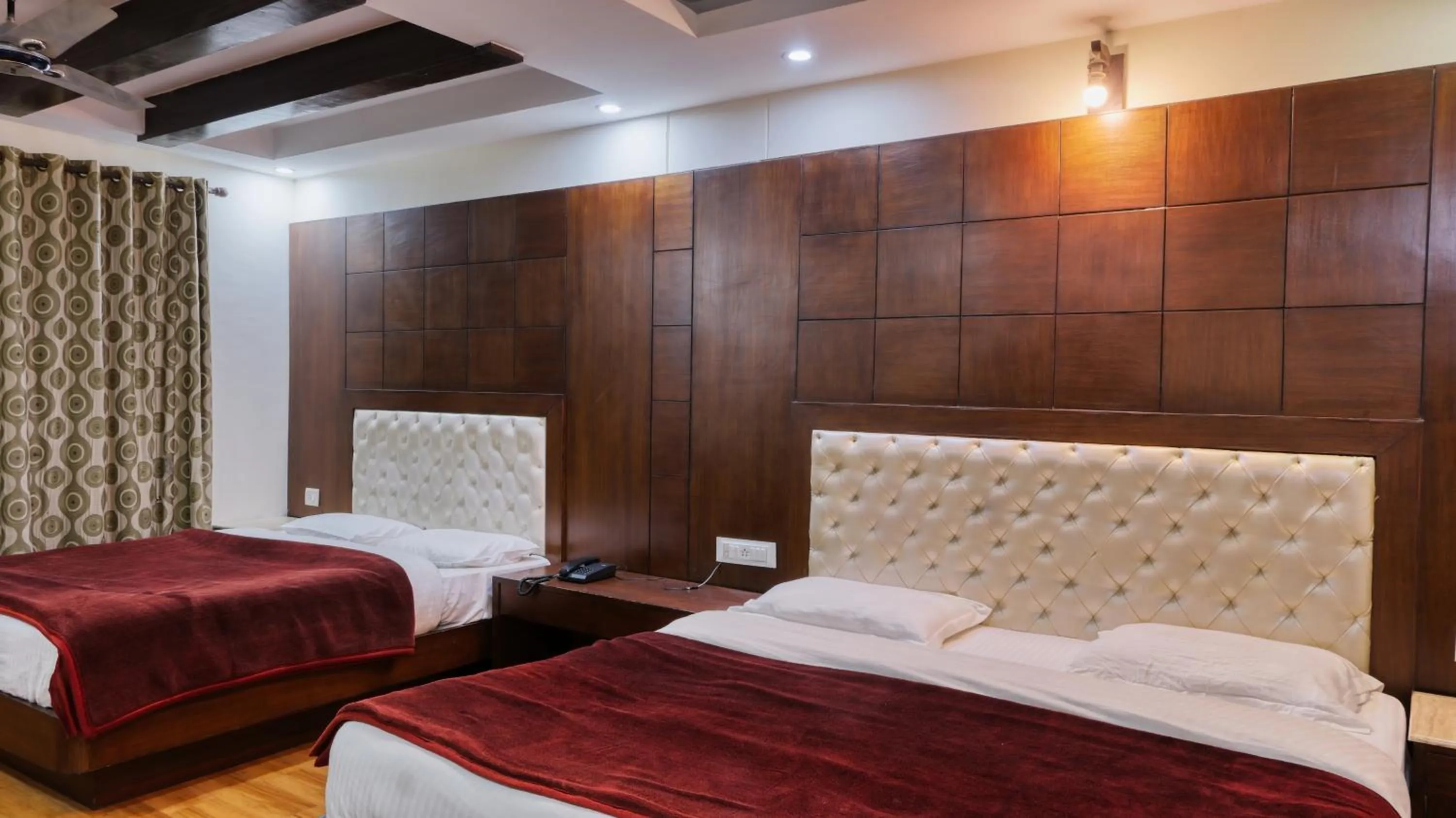 Bed in Basera Hotel, Mall Road