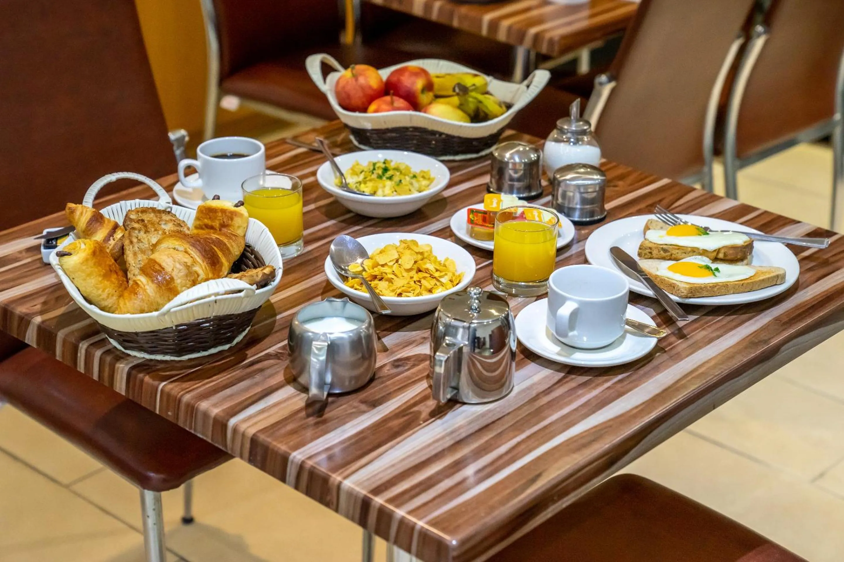 Food in Abbey Hotel, London Shepherd's Bush Market