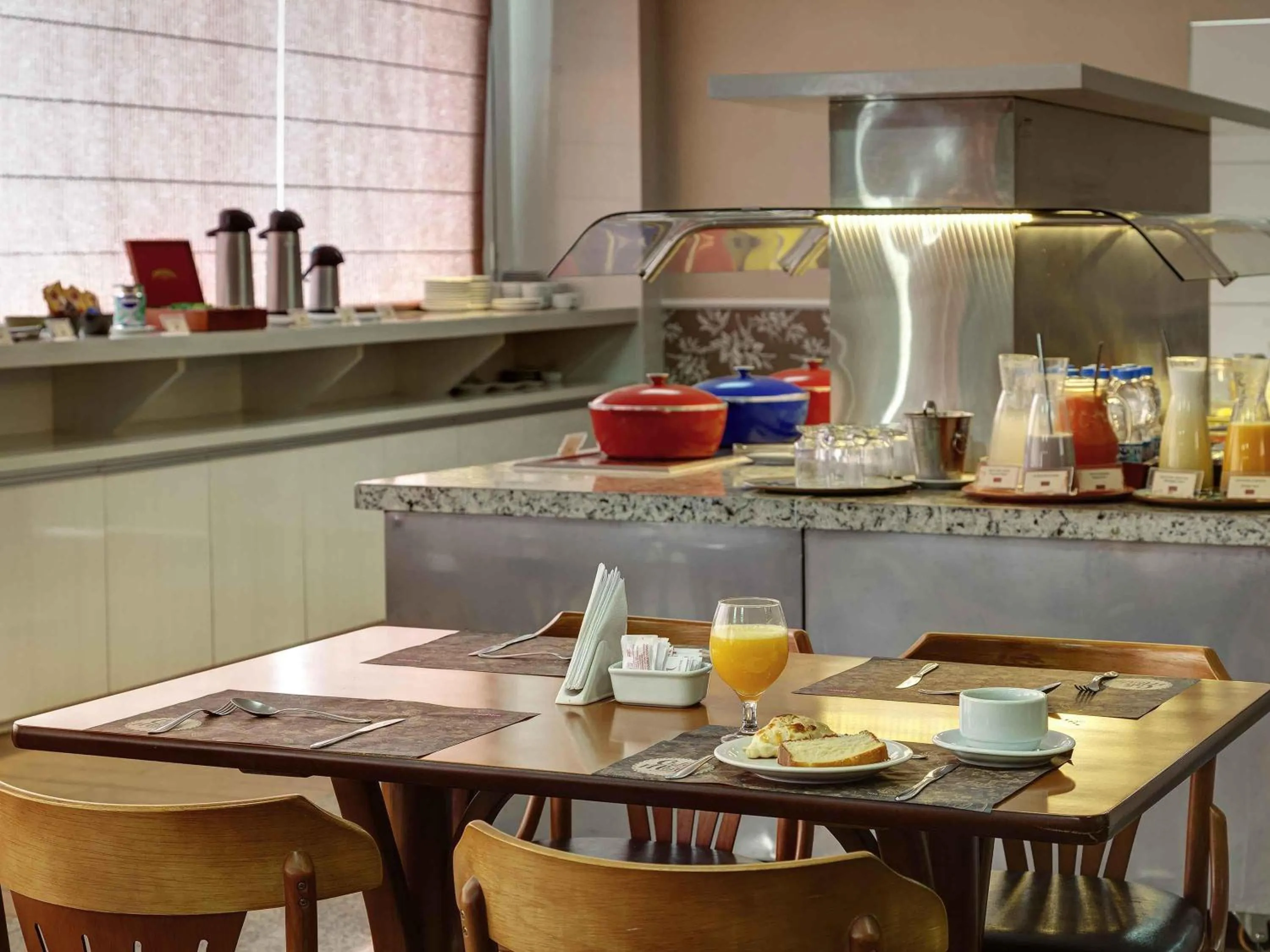 Restaurant/places to eat in Mercure Belo Horizonte Savassi