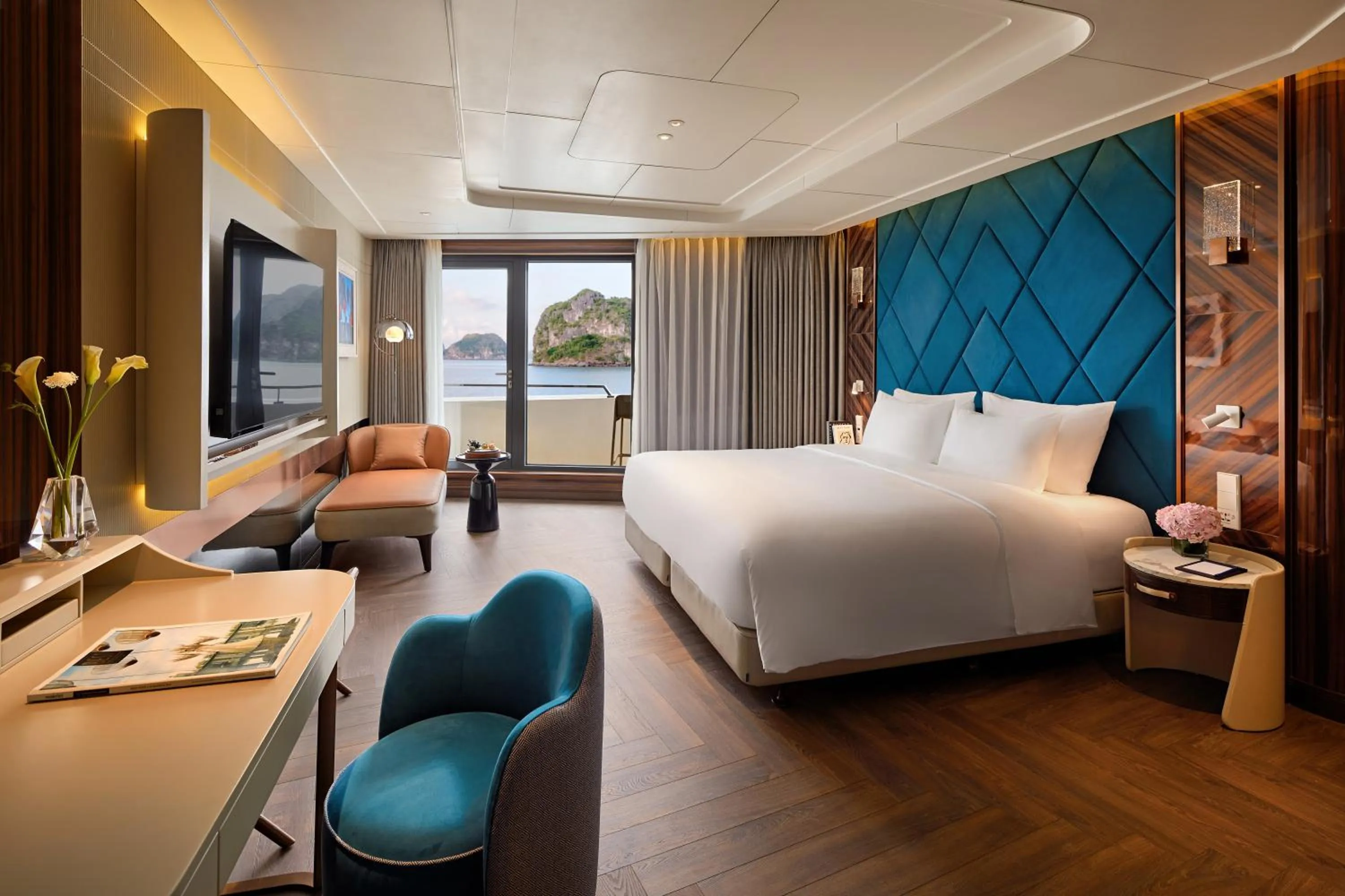 Bedroom, Bed in Grand Pioneers Halong Bay Cruise 2