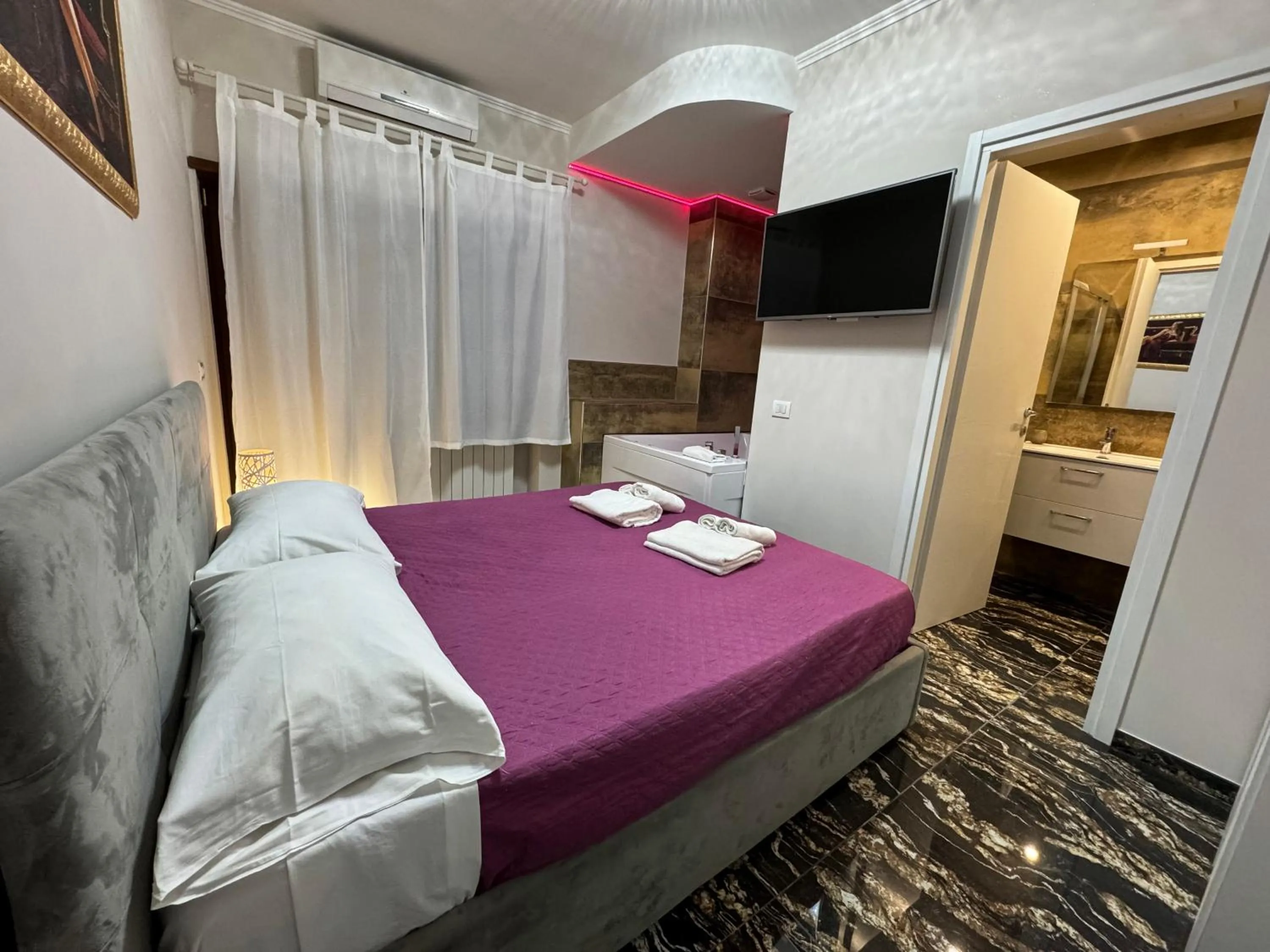 Bed in B&B Caos Calmo