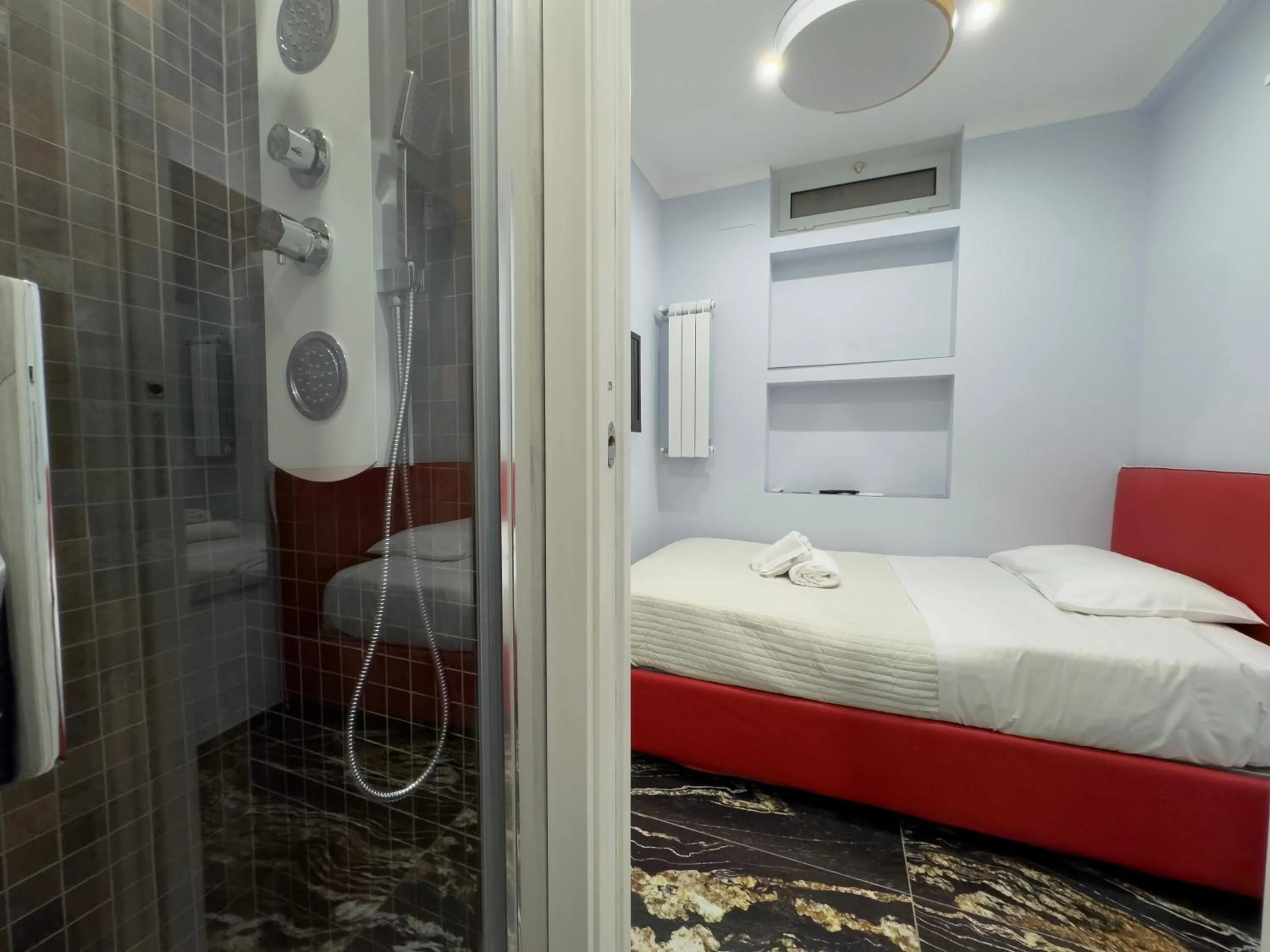 Bed in B&B Caos Calmo