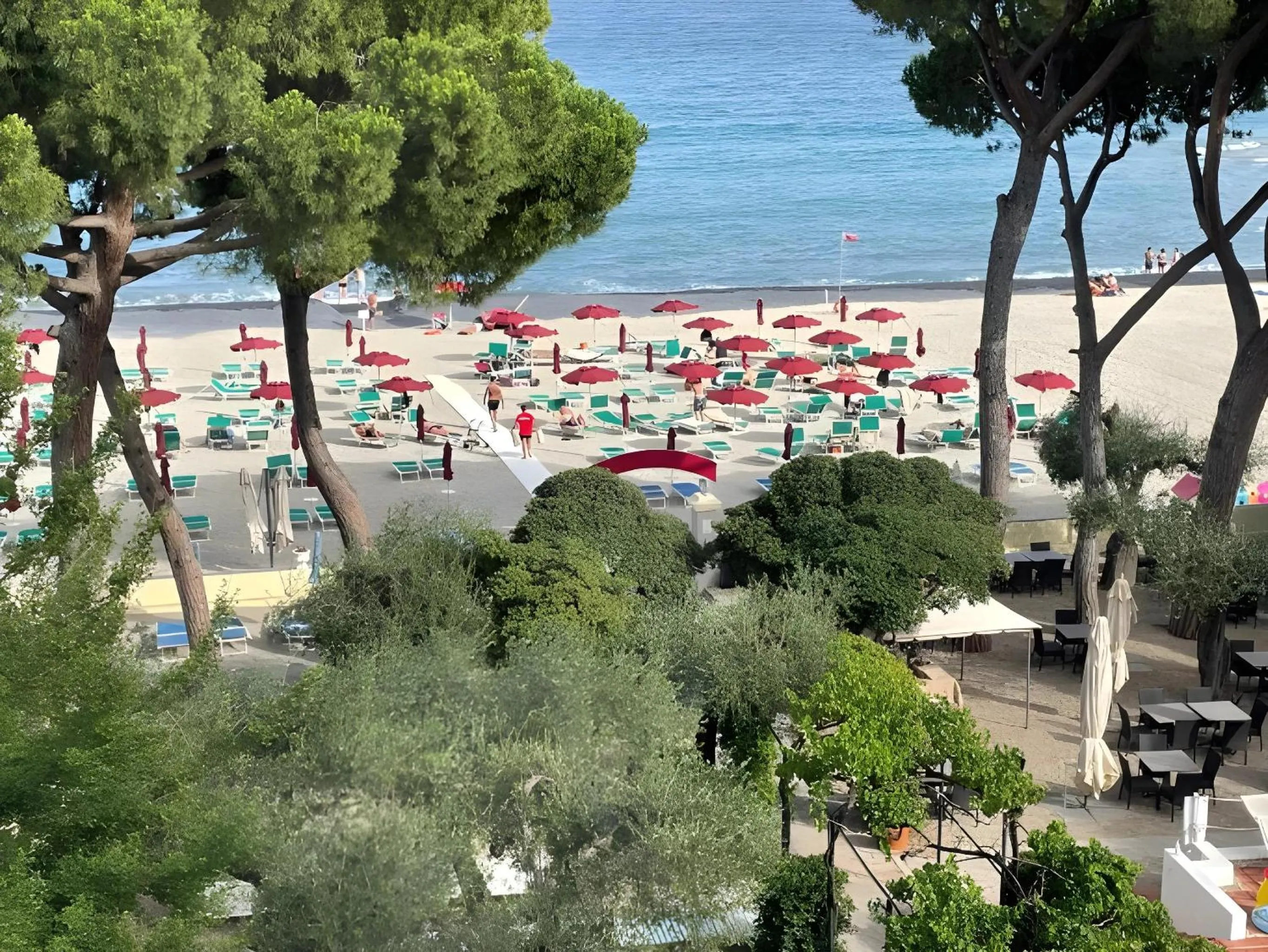 Day in Hotel Eden Park