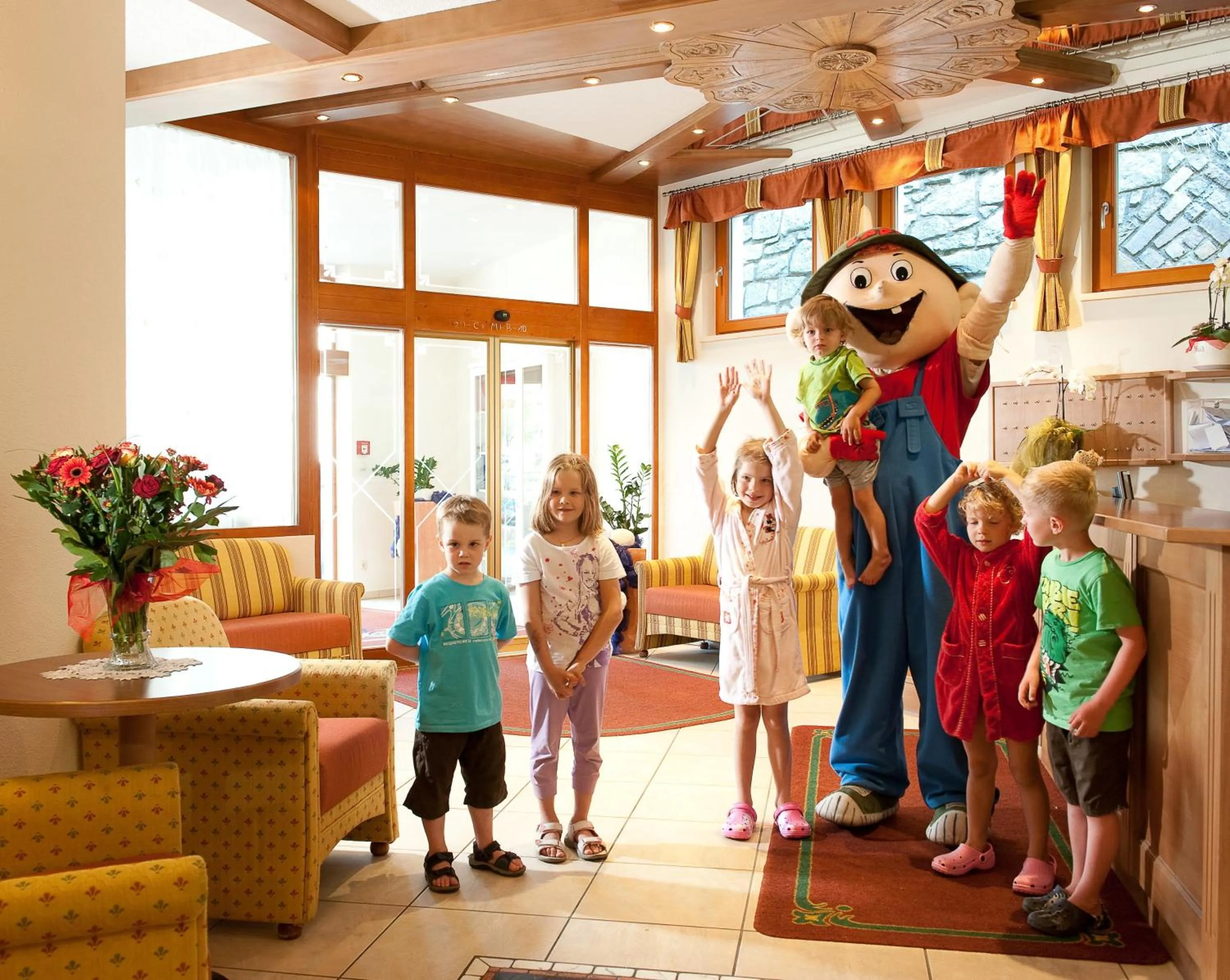Lobby or reception in Kinderhotel Laderhof