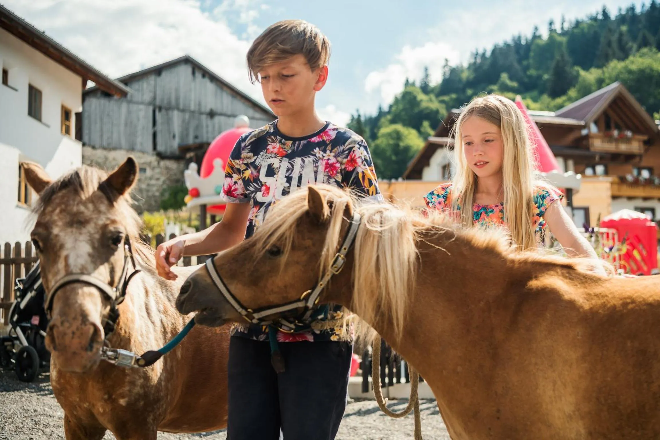 Horse-riding in Kinderhotel Laderhof
