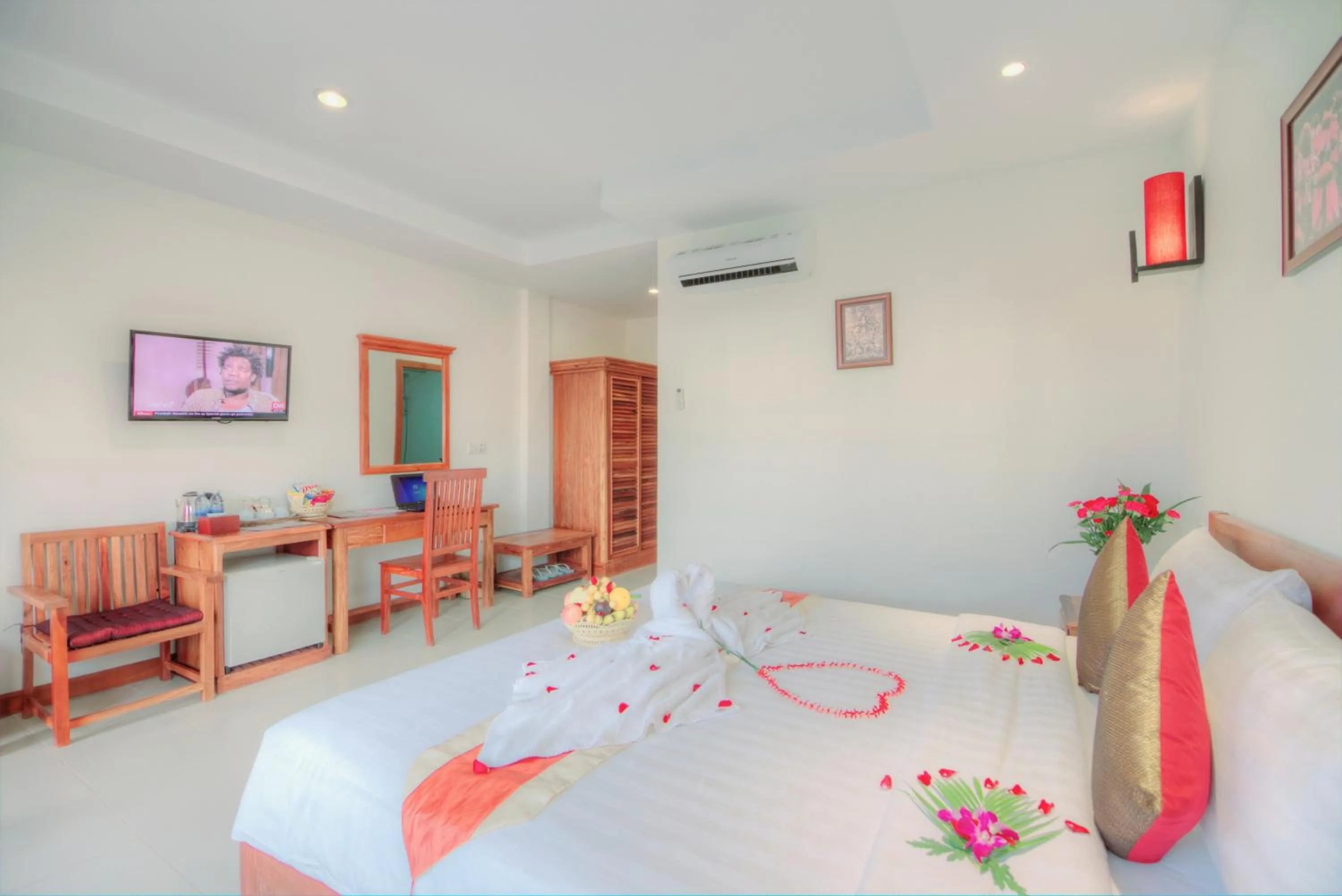 Bedroom, Bed in Kouprey Hotel