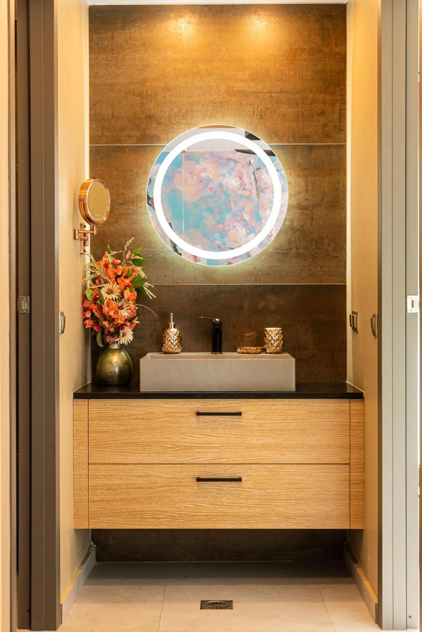 Bathroom in La Rêve Luxury Apartments with Private Jacuzzi