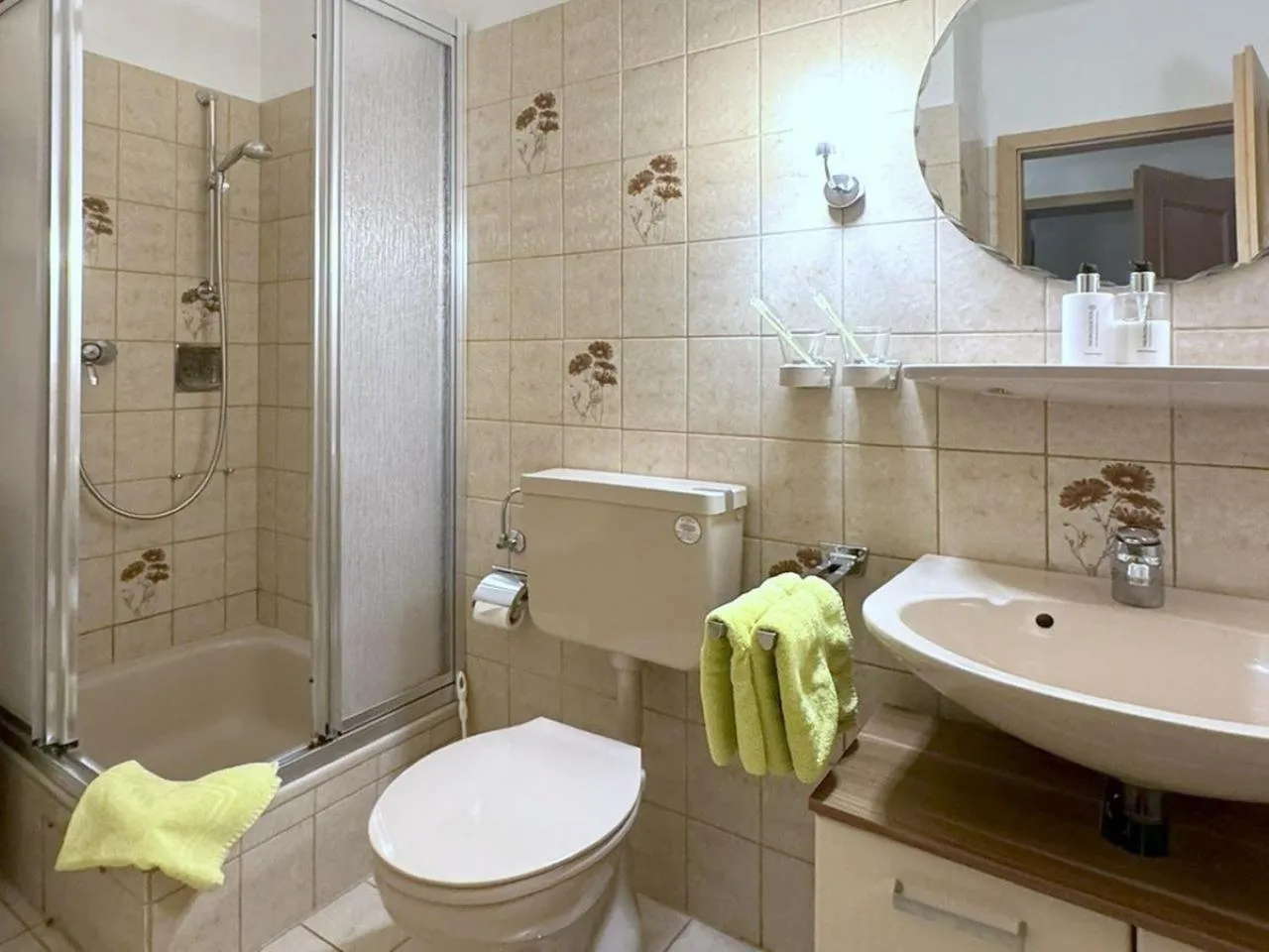 Bathroom in Landhaus Zum Heidewanderer mit THERMEplus