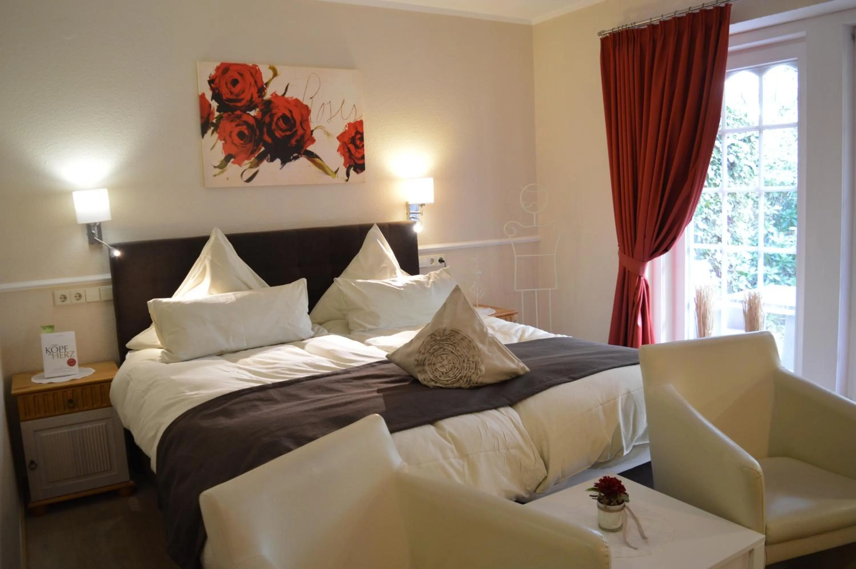 Photo of the whole room, Bed in Landhaus Zum Heidewanderer mit THERMEplus