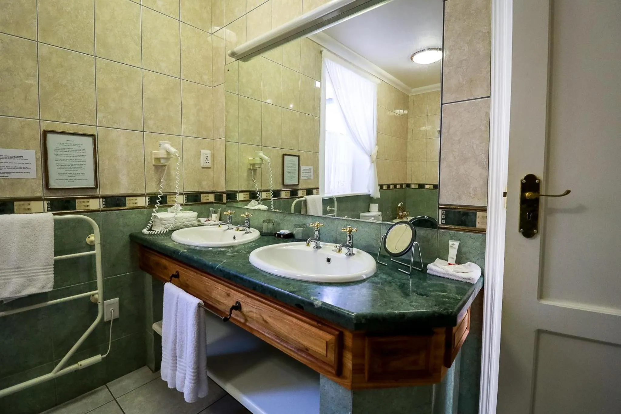 Bathroom in Altes Landhaus Country Lodge