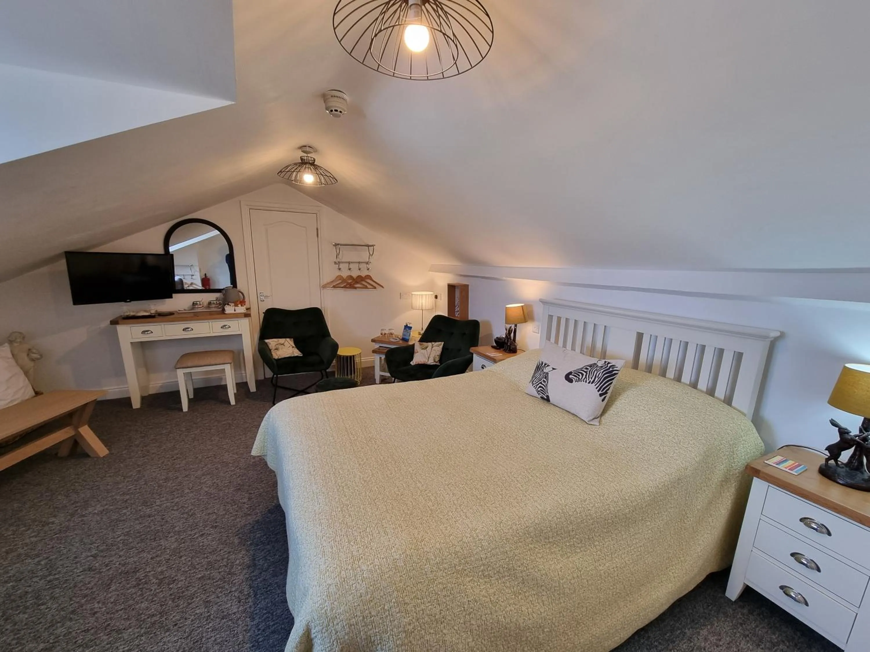 Seating area, Bed in Glan Y Mor Hotel (Adult Only)