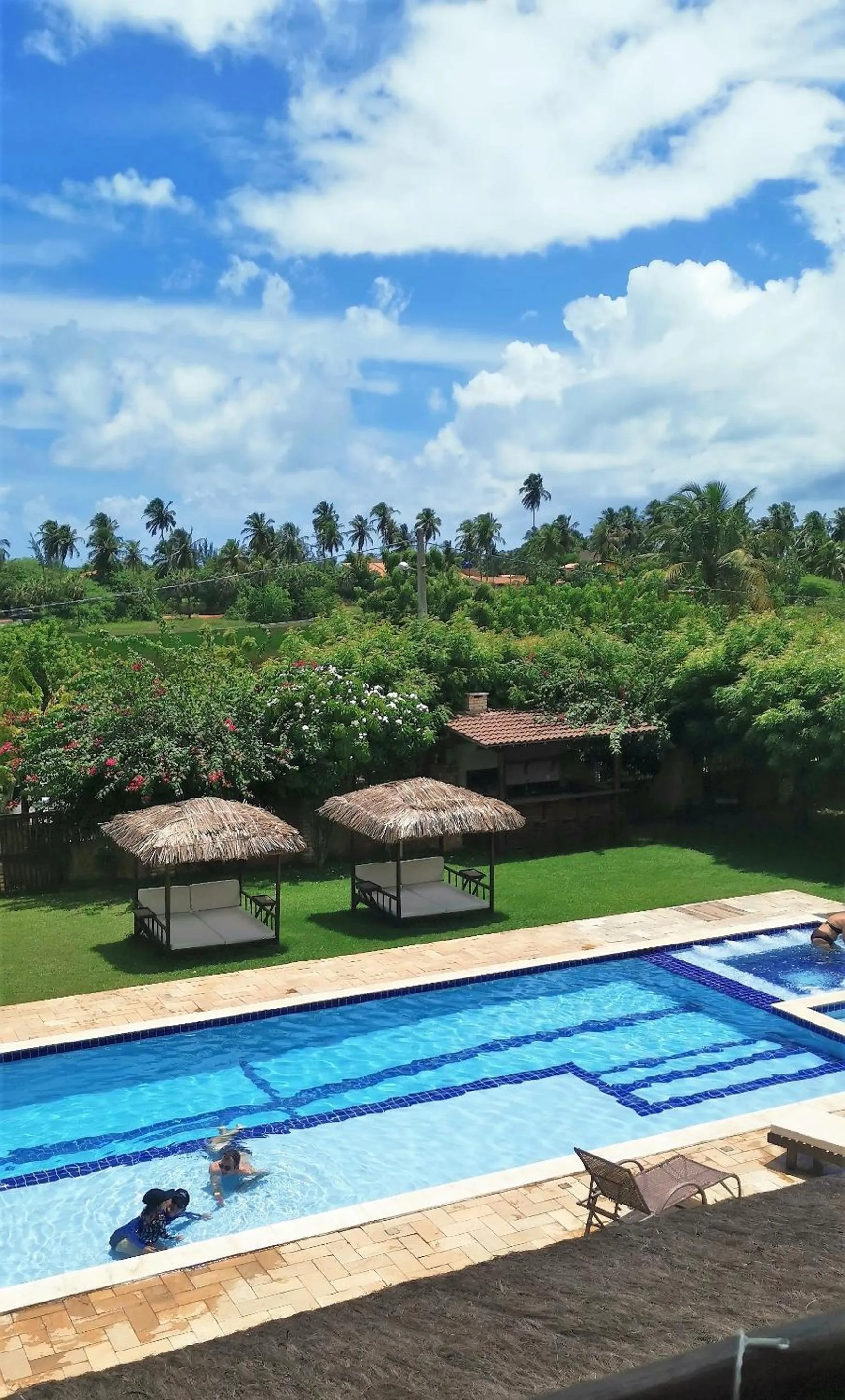 Swimming pool in Vila Emanuelle Pousada Boutique
