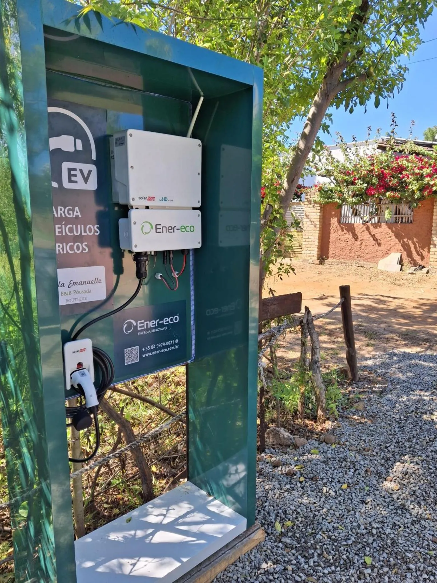 Parking in Vila Emanuelle Pousada Boutique