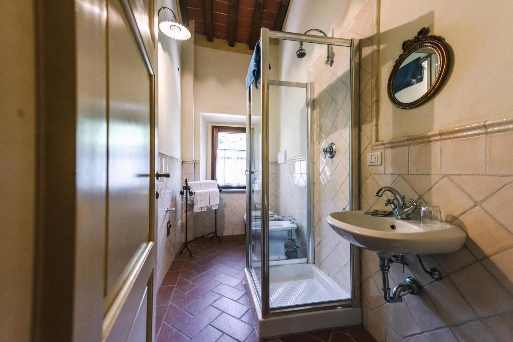 Shower in Tenuta Quarrata