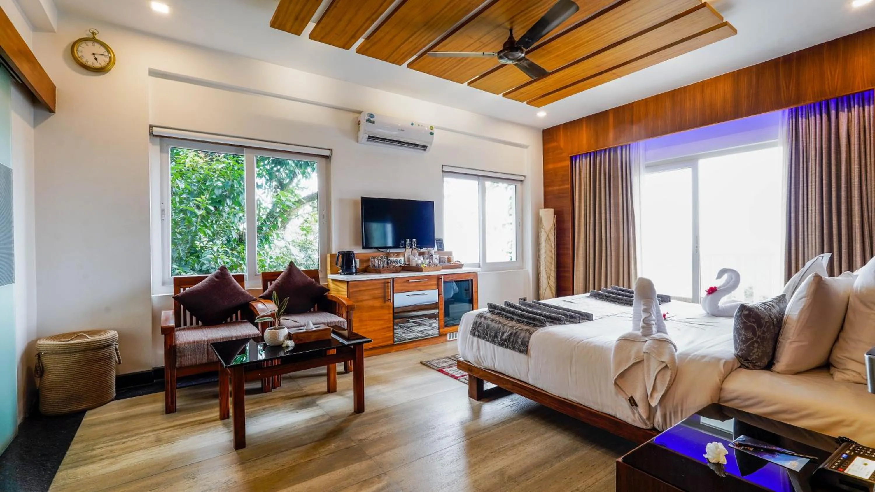 Bed in Chandys Windy Woods Munnar