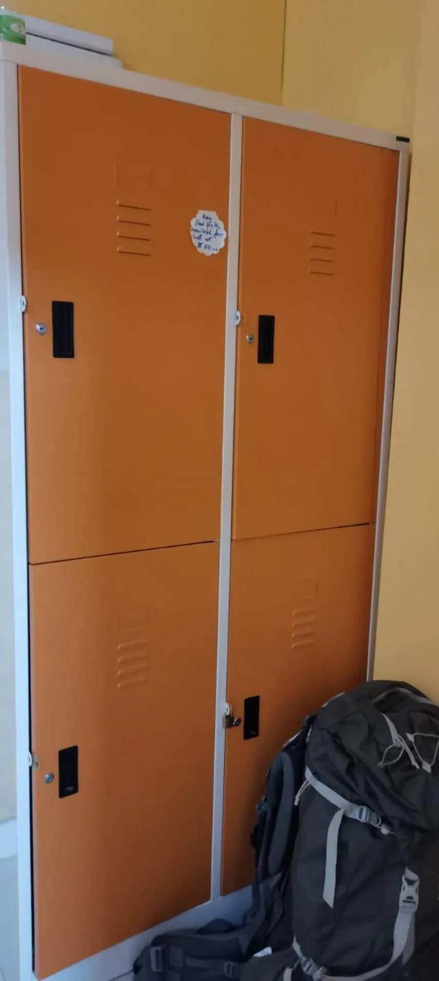 microwave in Chiangmai Gate Capsule Hostel