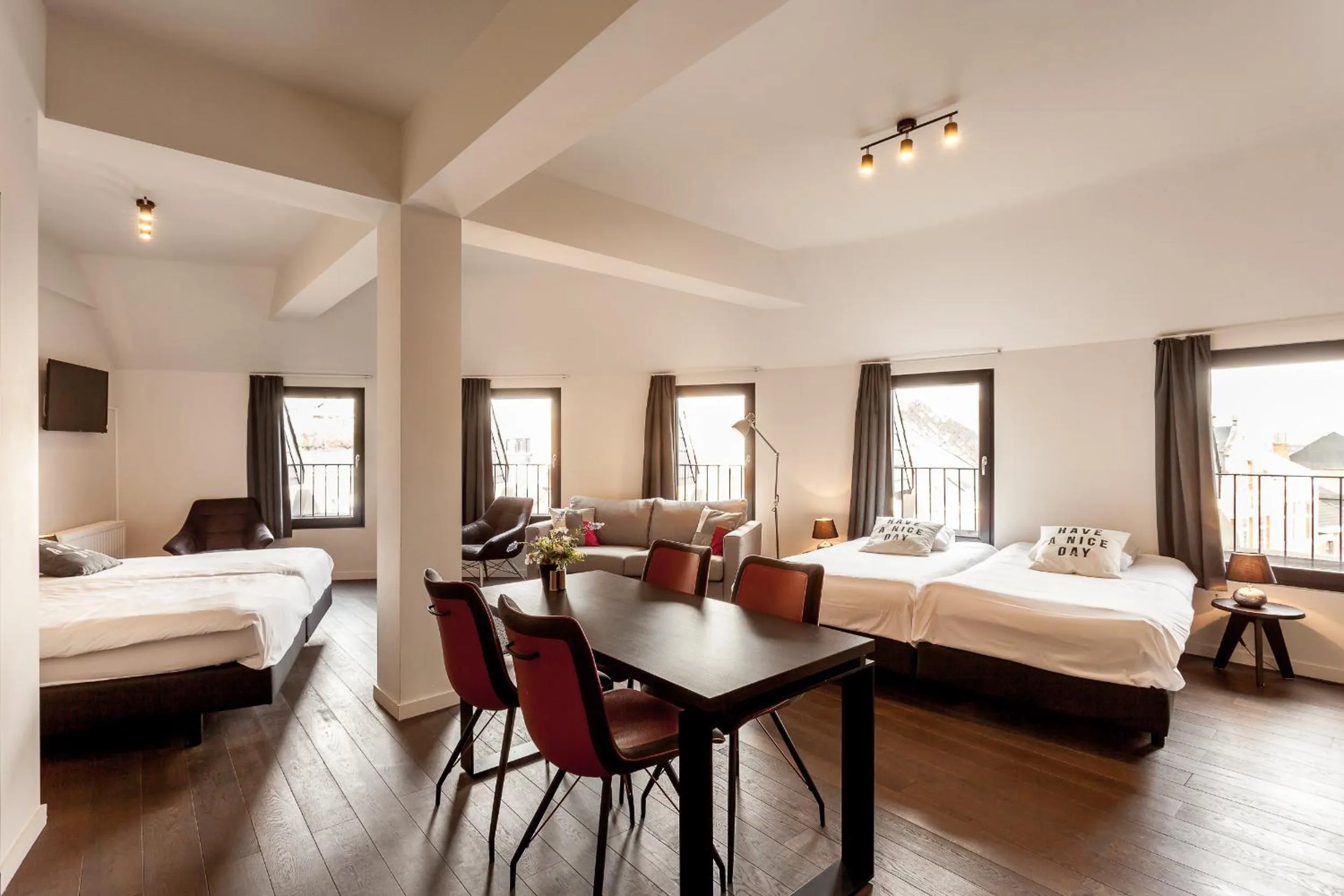 Photo of the whole room, Bed in Getaway Leuven