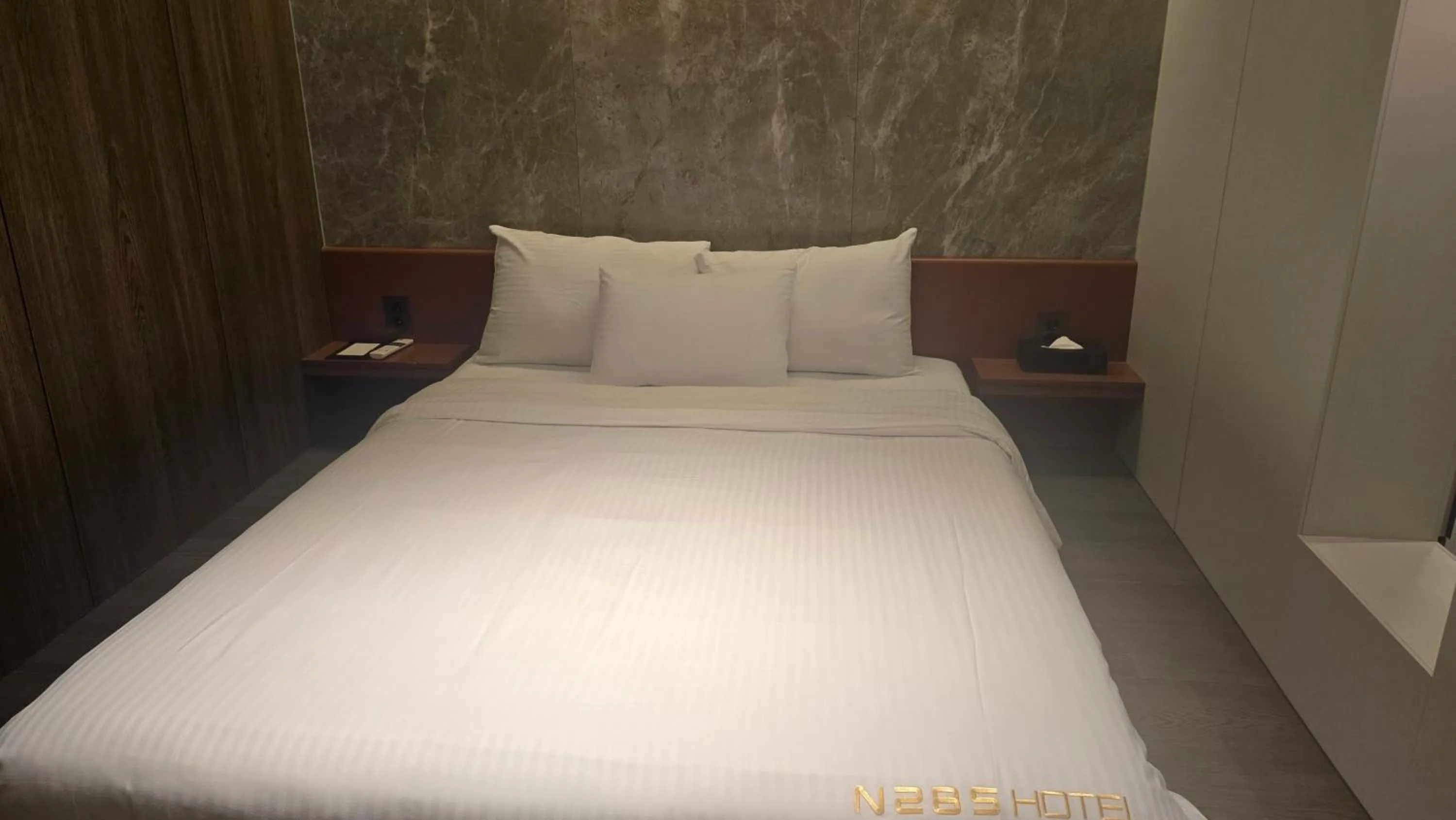 Bedroom, Bed in N285Hotel