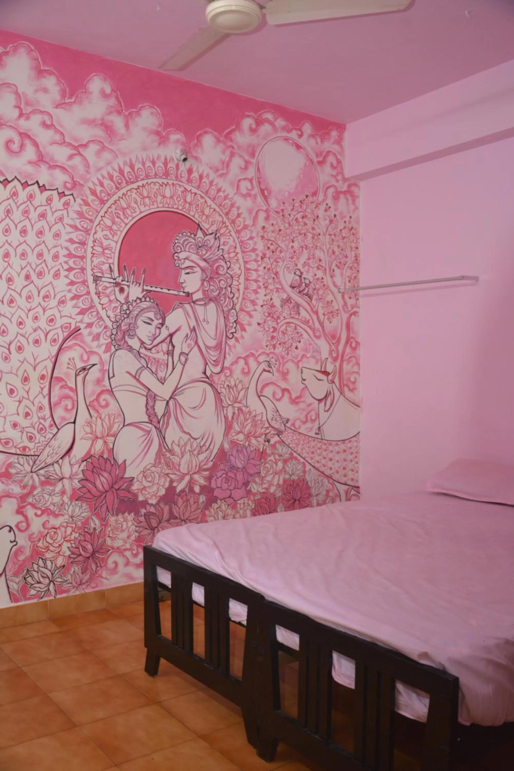 Bed in Santa Maria Hostel Kovalam