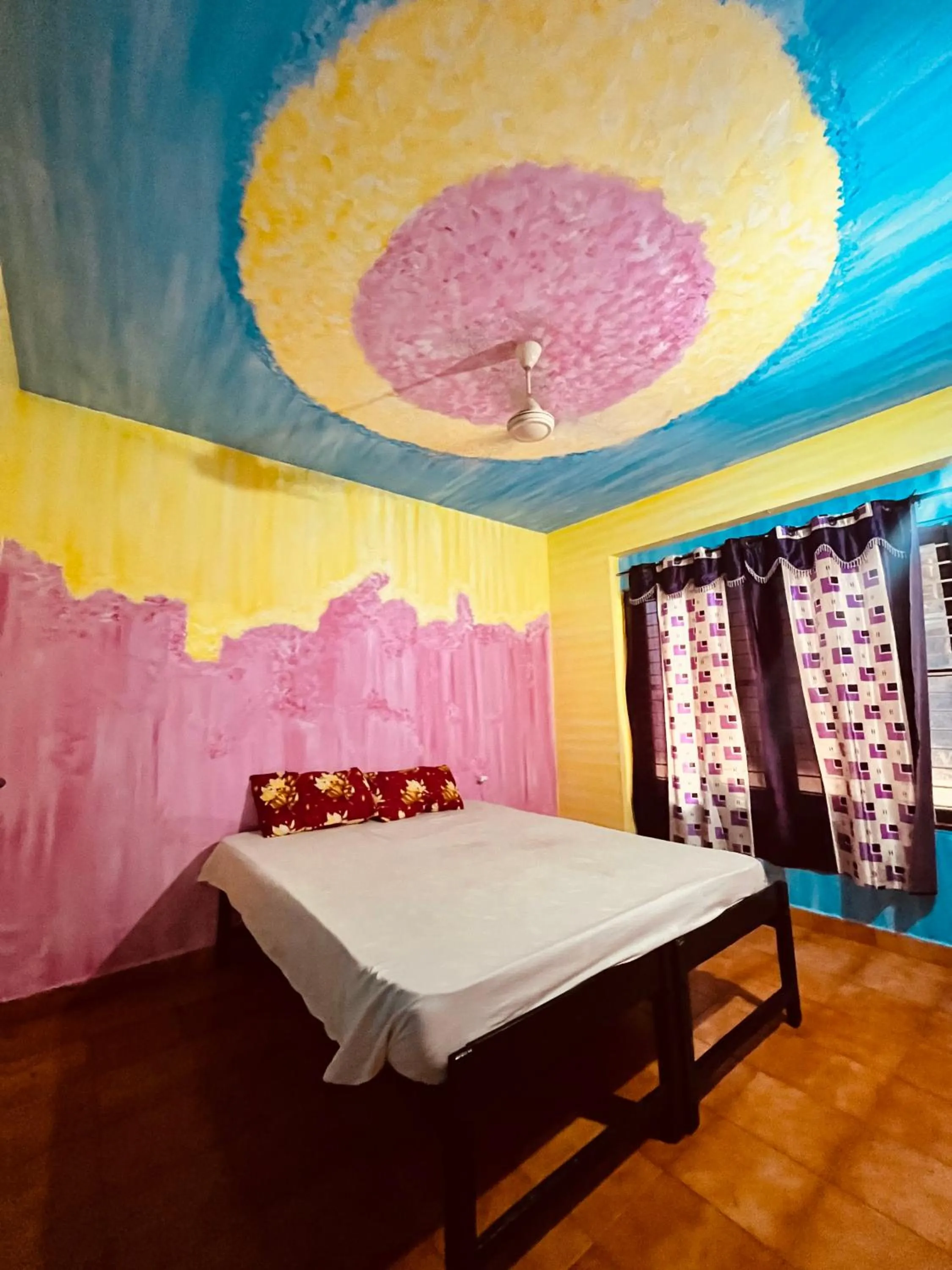 Bed in Santa Maria Hostel Kovalam