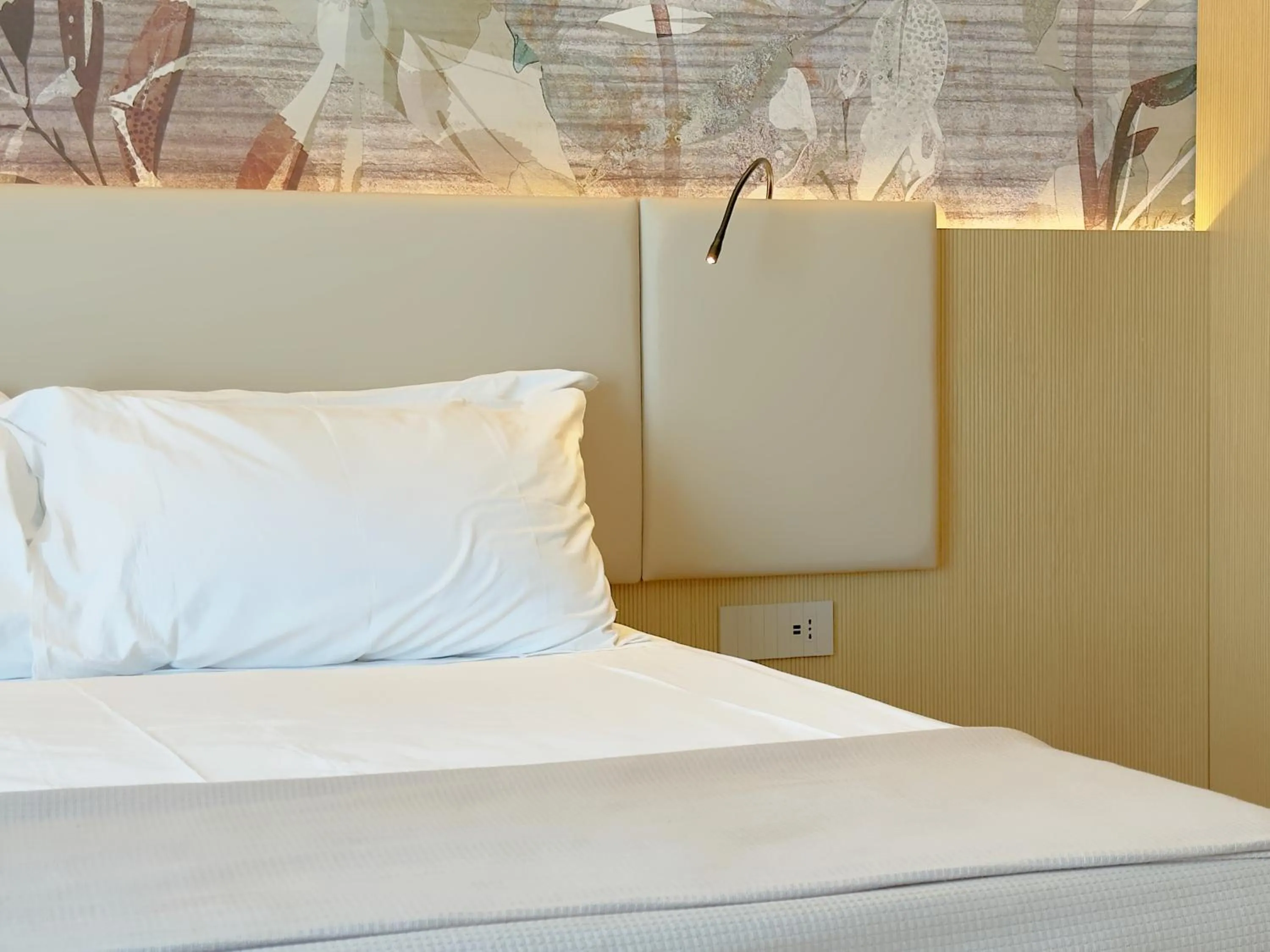 Bed in Hotel Continental