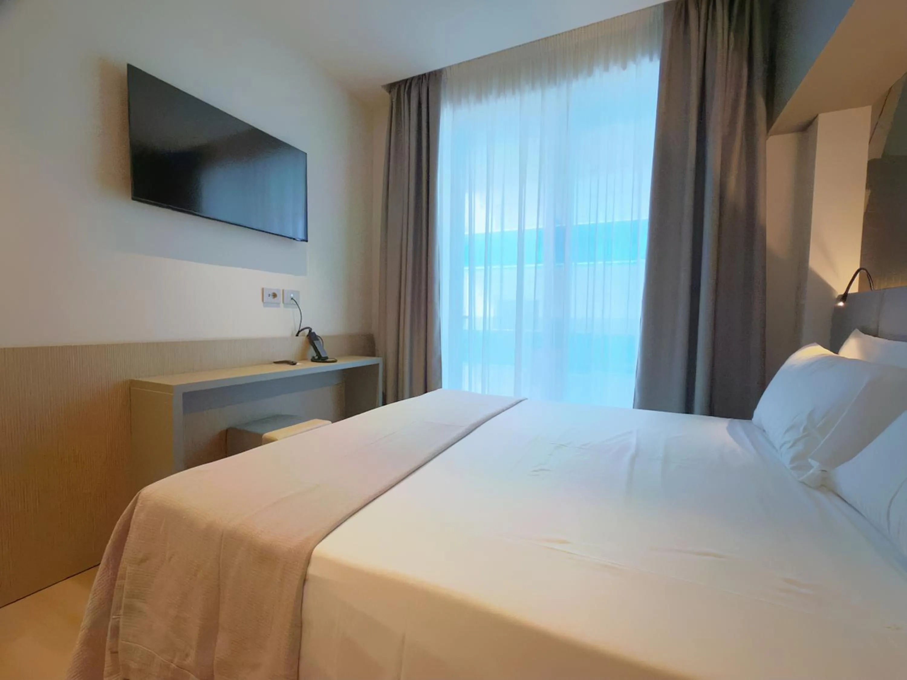 Bed in Hotel Continental