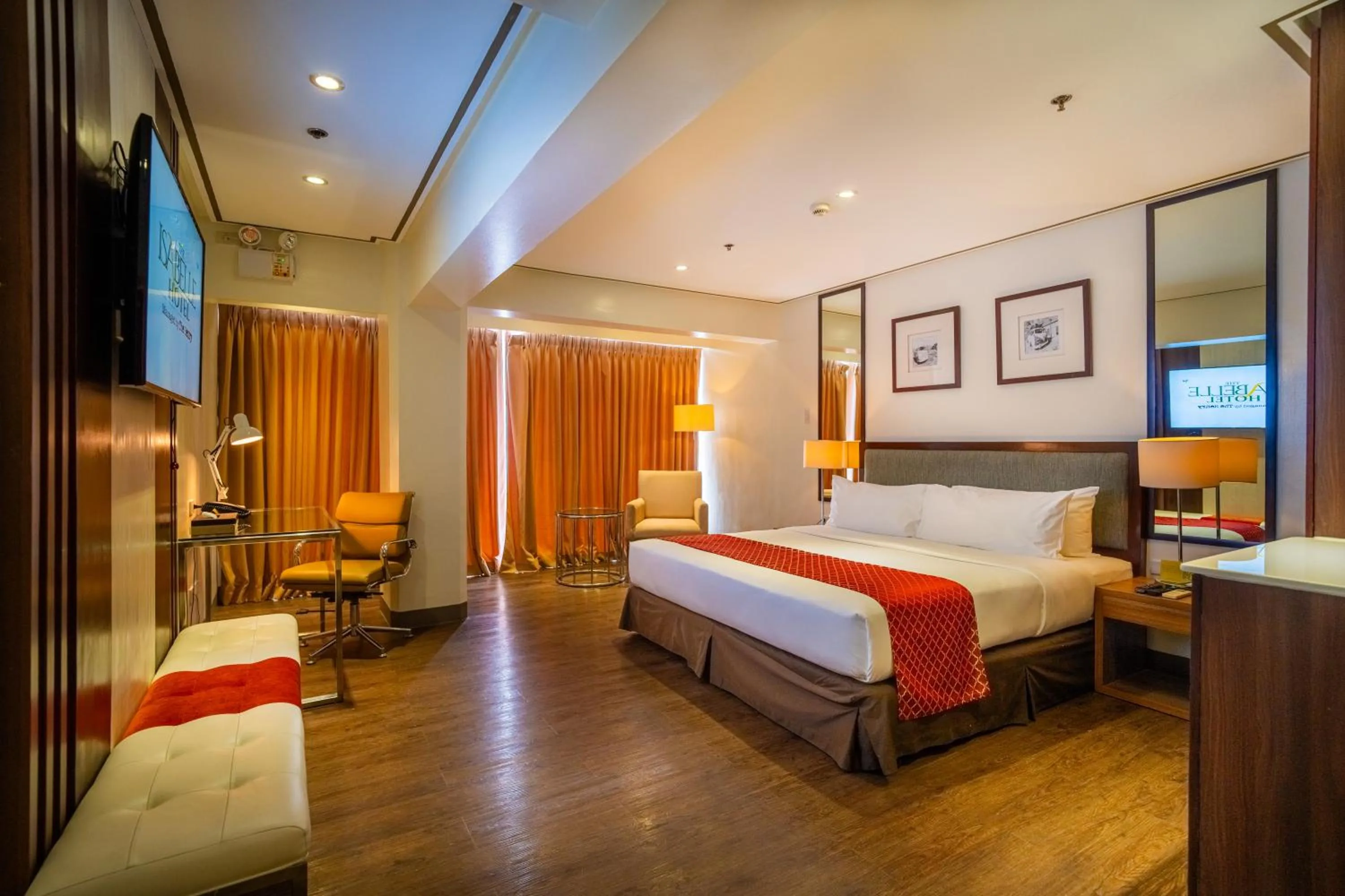 Bedroom, Bed in The Isabelle Hotel